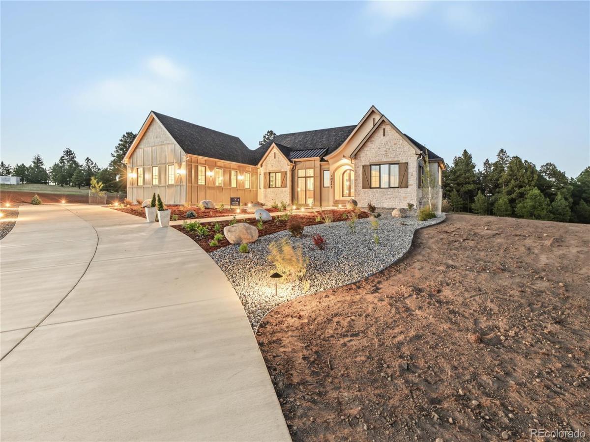 MLS #2339069 image #0