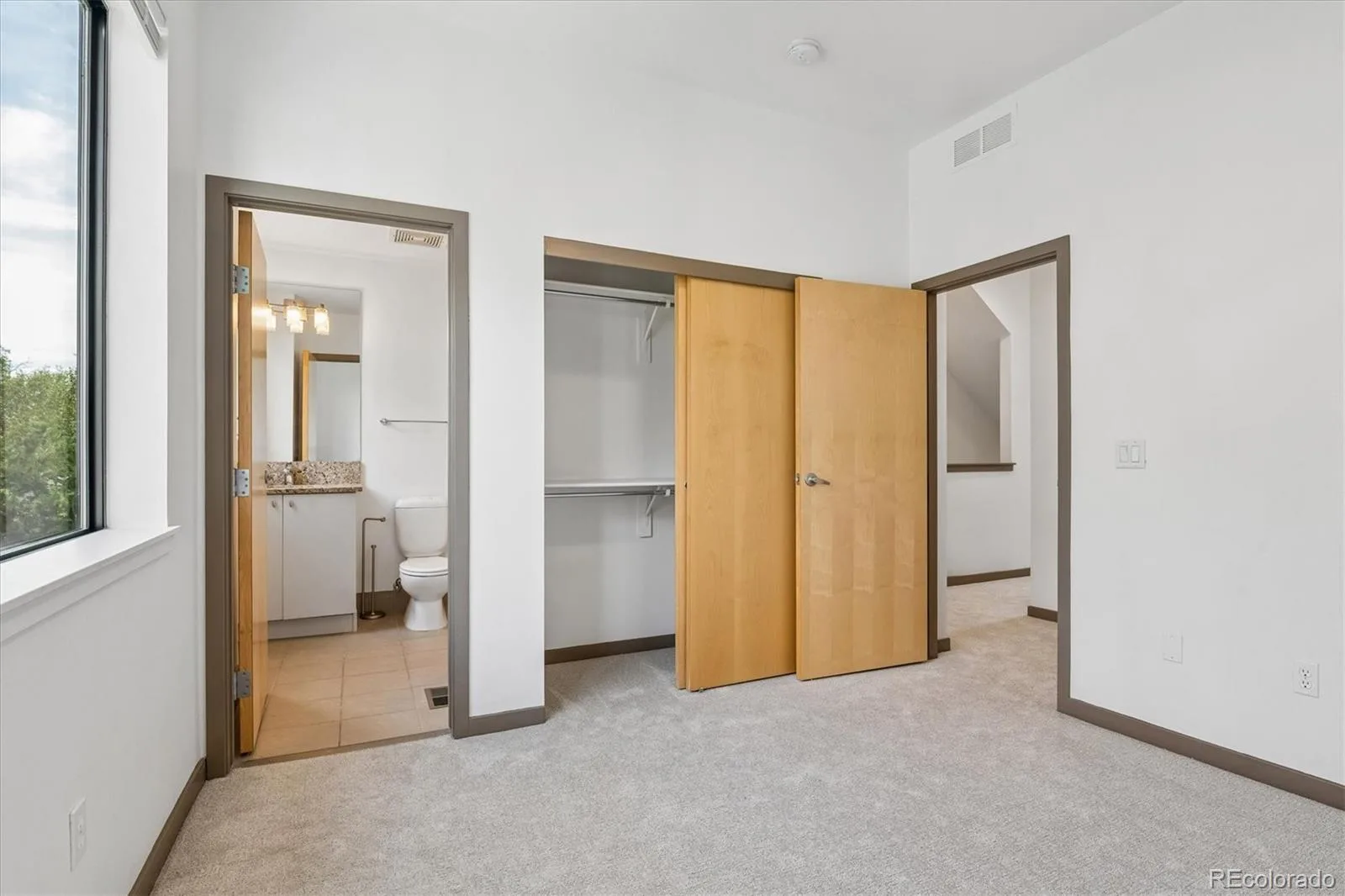 2347 Glenarm Place Denver CO 80205 | MLS #5245260 10212026085651 1600 19