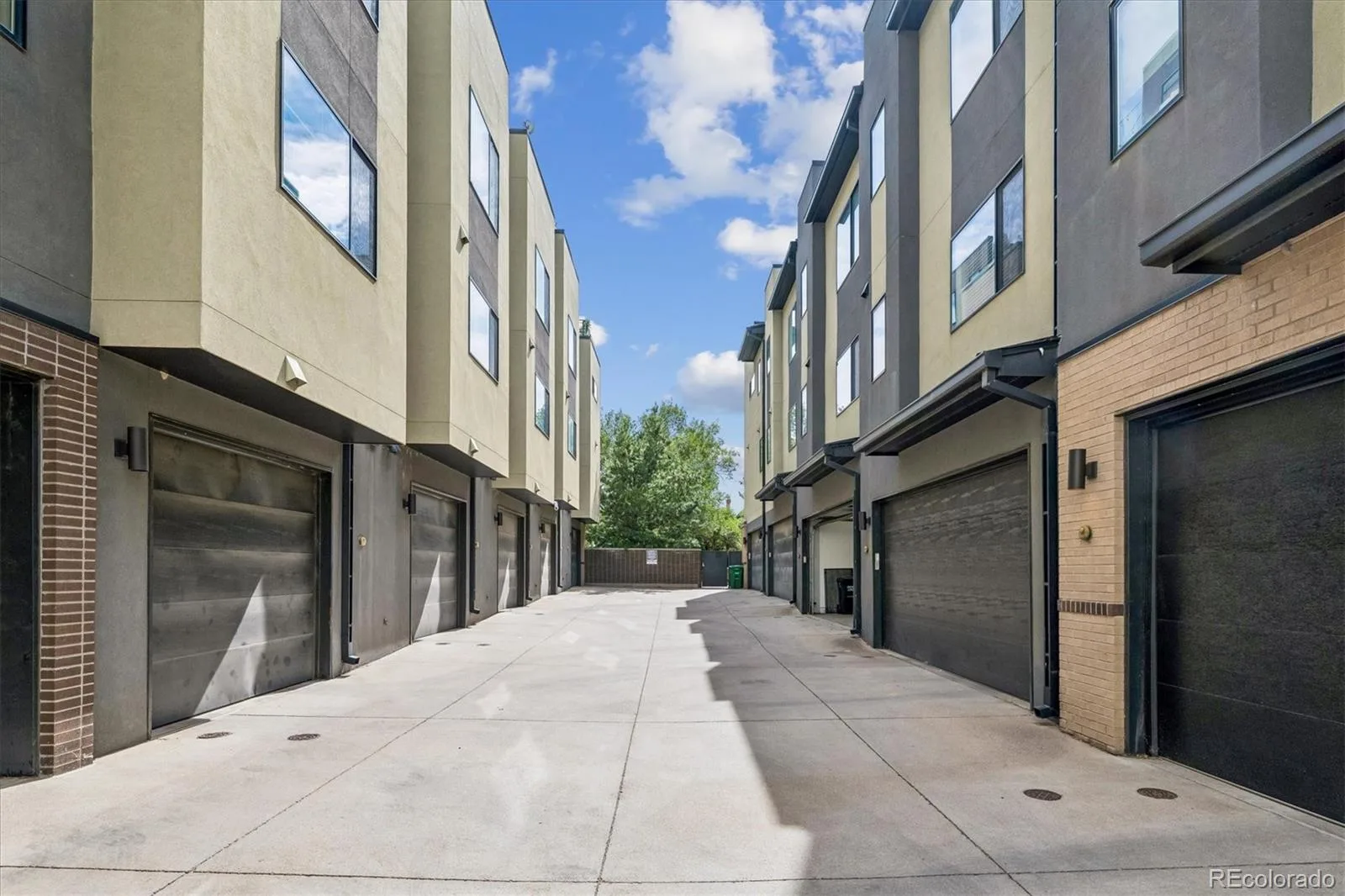 2347 Glenarm Place Denver CO 80205 | MLS #5245260 10212026085651 1600 23