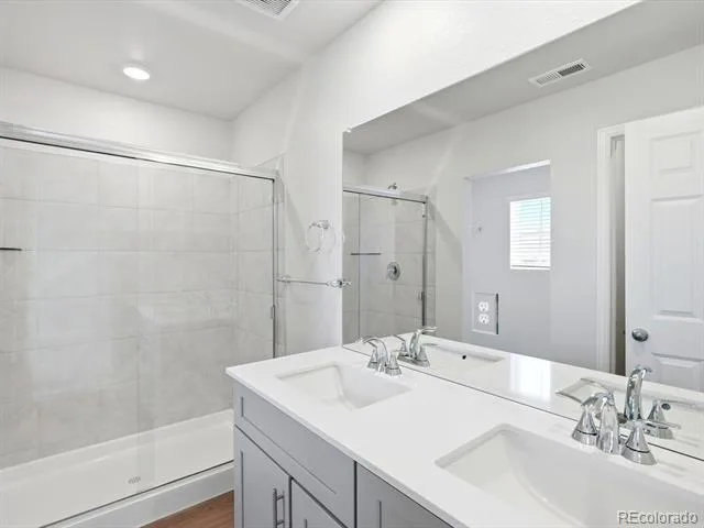 2213 E 164th Avenue Thornton CO 80602 | MLS #6305334 10222026092155 640 18