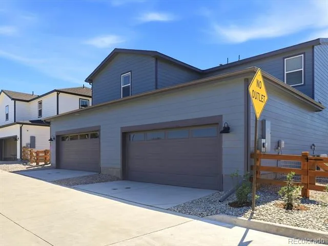 2213 E 164th Avenue Thornton CO 80602 | MLS #6305334 10222026092155 640 21