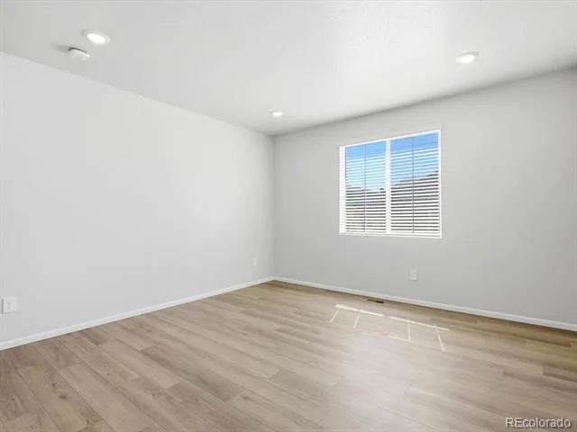 2213 E 164th Avenue Thornton CO 80602 | MLS #6305334 10222026092155 640 3