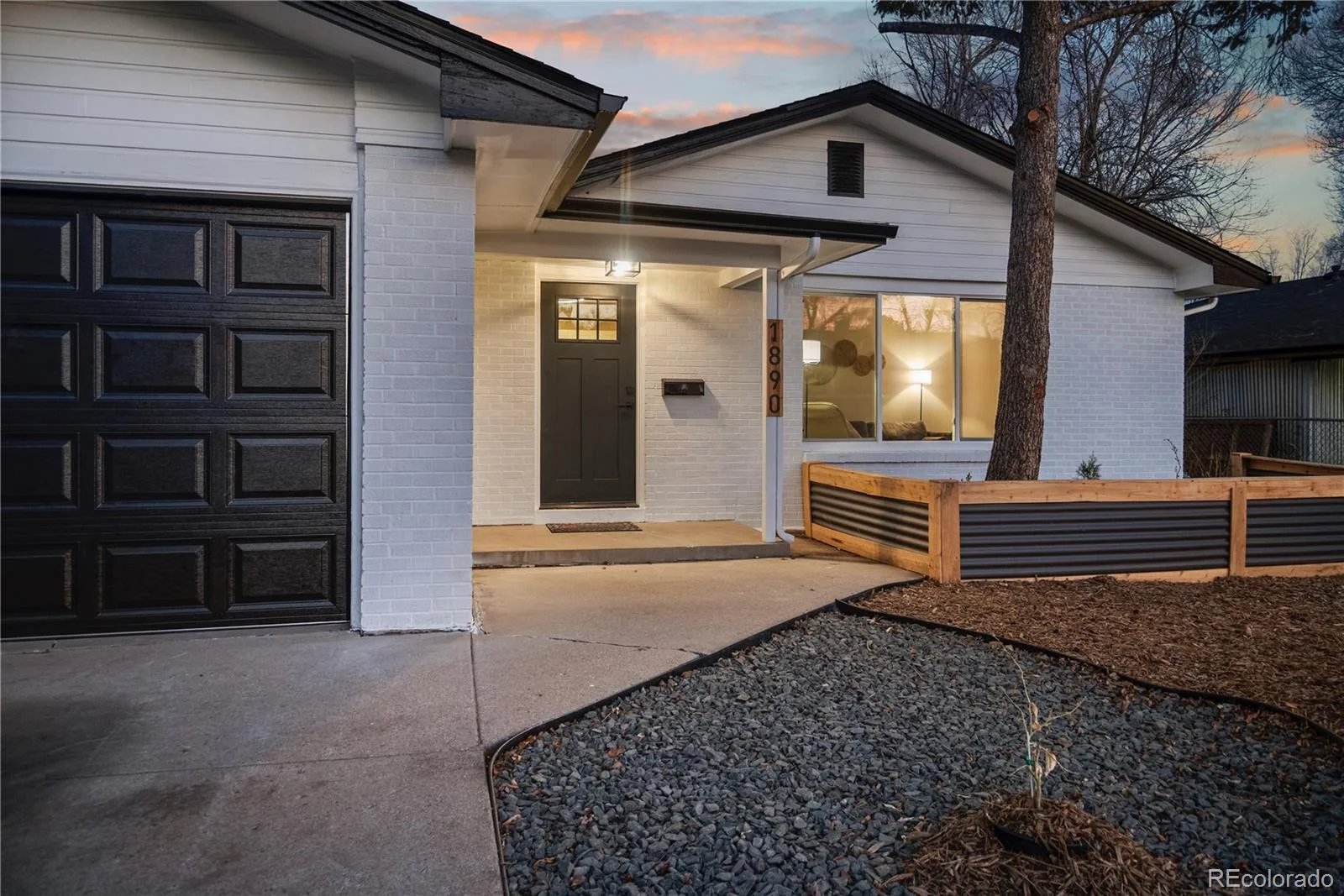 1890 Eaton Street Lakewood CO 80214 | MLS #7800549 10212026200053 1600 3