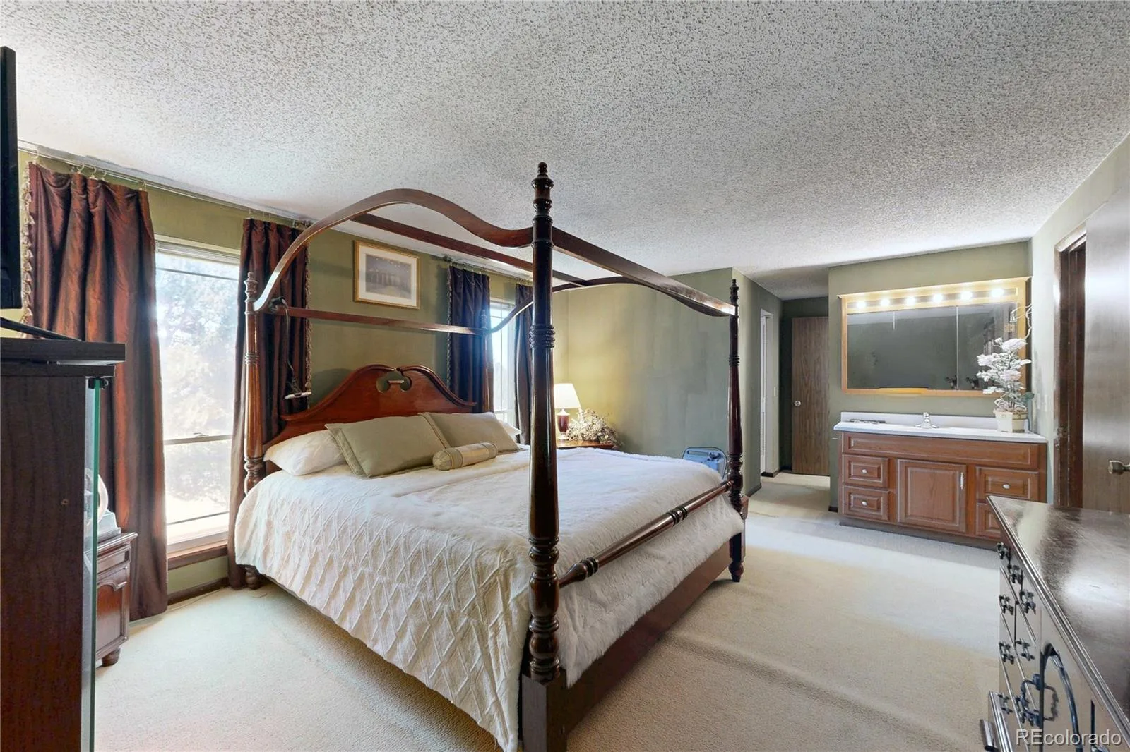 1331 Birch Street Broomfield CO 80020 | MLS #8488227 10212026161407 1600 17