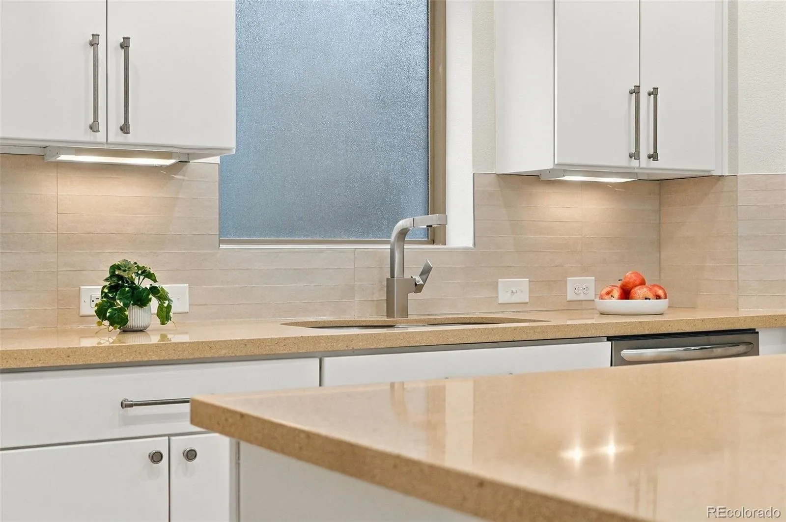 10212026164637 1600 6
