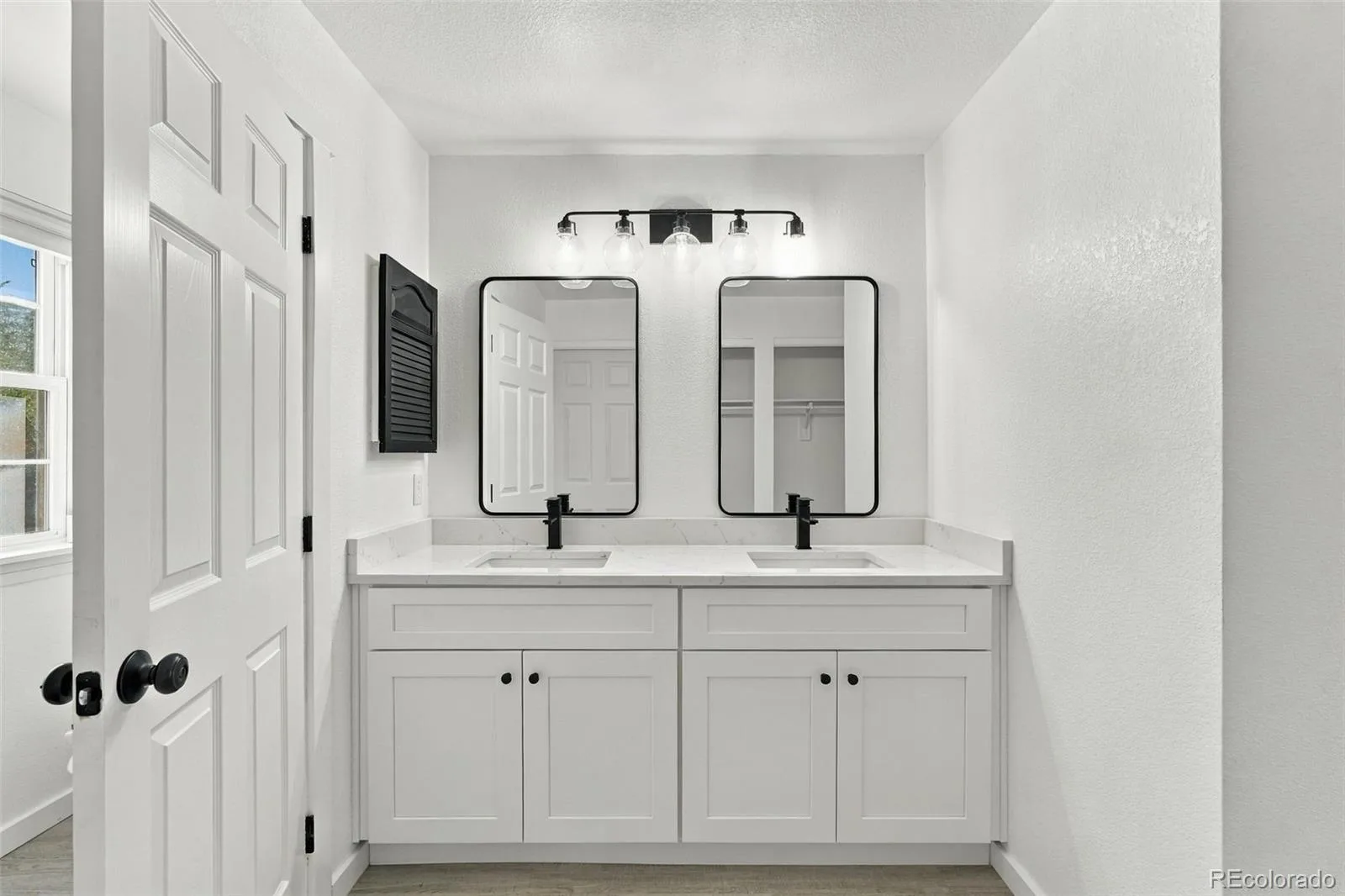 3224 W 11th Avenue Drive Broomfield CO 80020 | MLS #8580163 10212026164748 1600 17