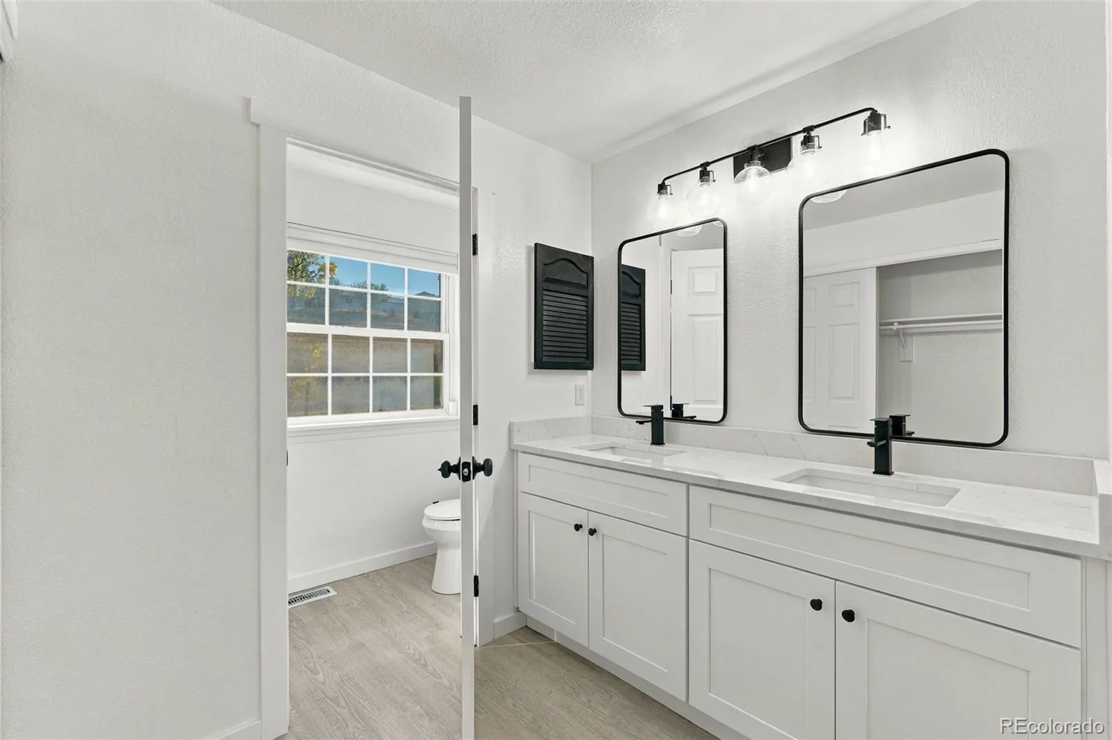 3224 W 11th Avenue Drive Broomfield CO 80020 | MLS #8580163 10212026164748 1600 18