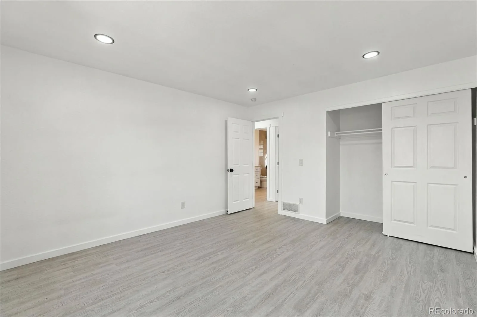3224 W 11th Avenue Drive Broomfield CO 80020 | MLS #8580163 10212026164748 1600 21
