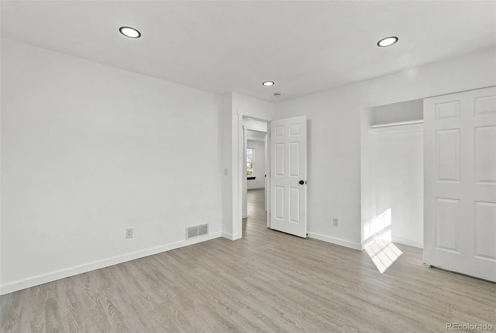 3224 W 11th Avenue Drive Broomfield CO 80020 | MLS #8580163 10212026164748 1600 24