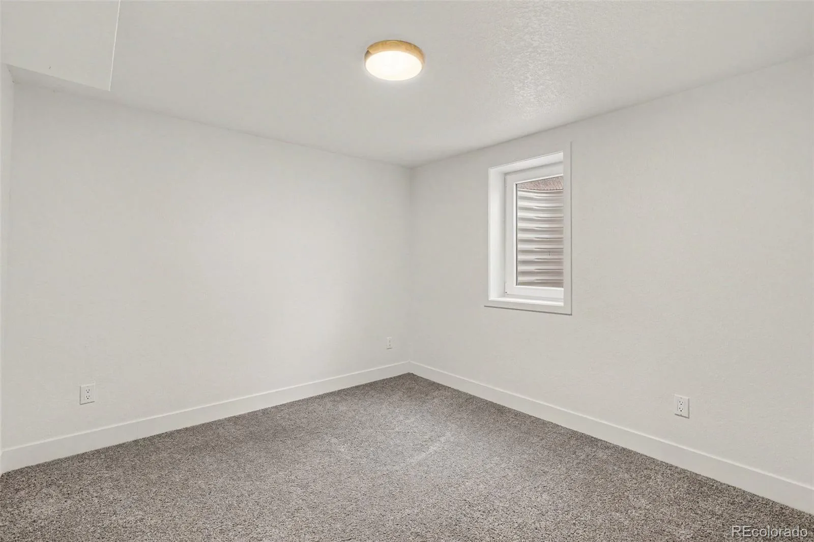 8922 Kent Street Westminster CO 80031 | MLS #8724336 10212026145826 1600 15
