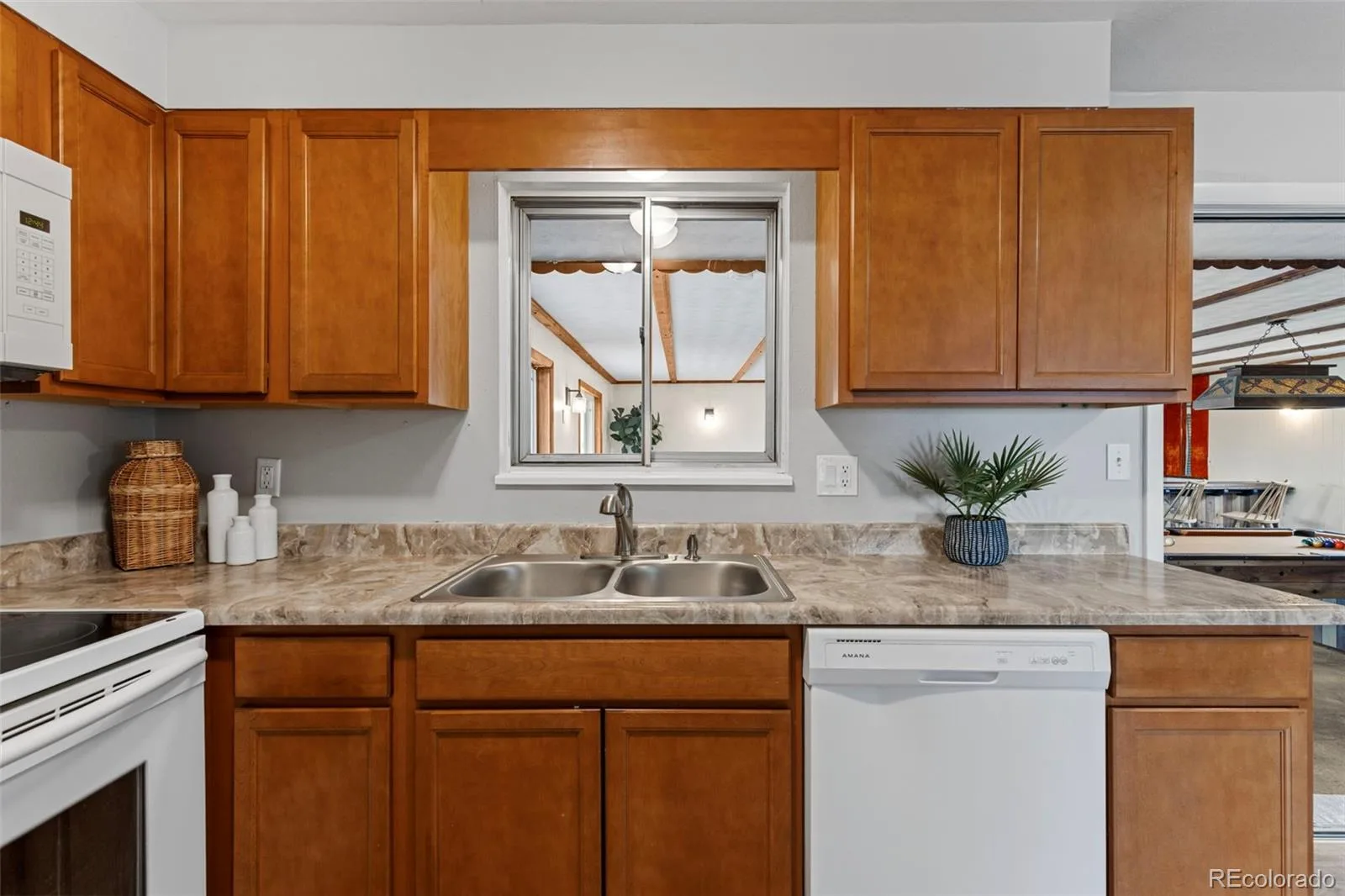8103 Conifer Road Denver CO 80221 | MLS #8736583 10212026150127 1600 12