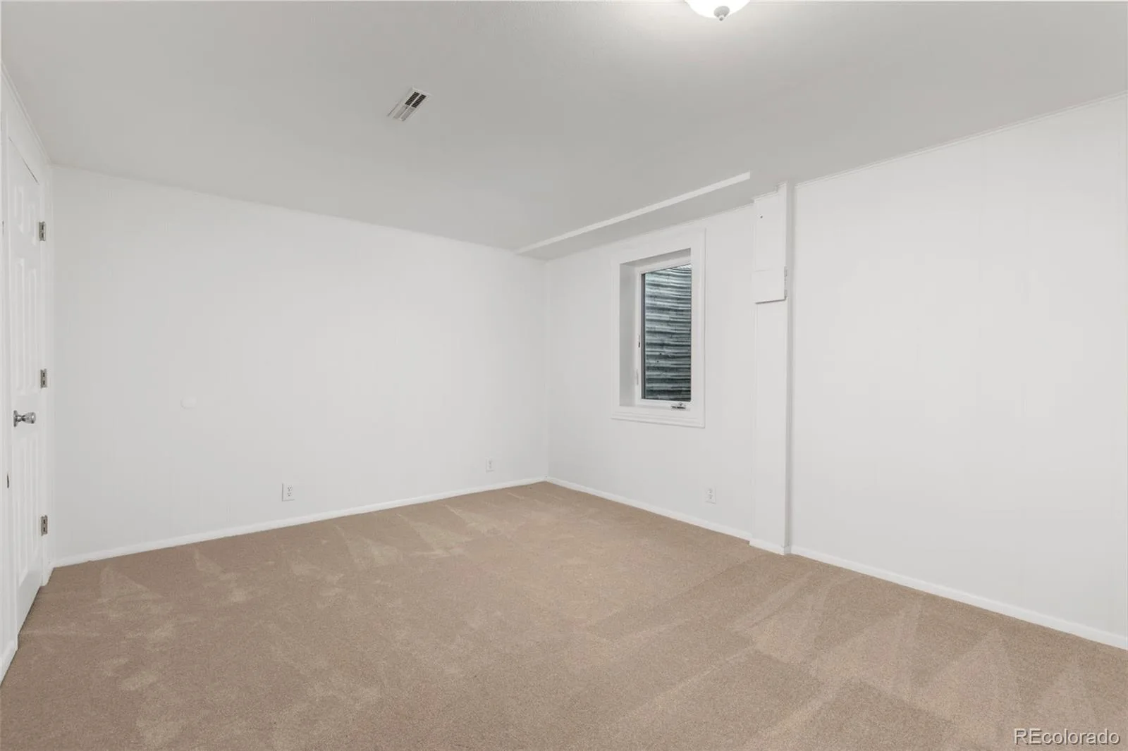 8103 Conifer Road Denver CO 80221 | MLS #8736583 10212026150127 1600 27