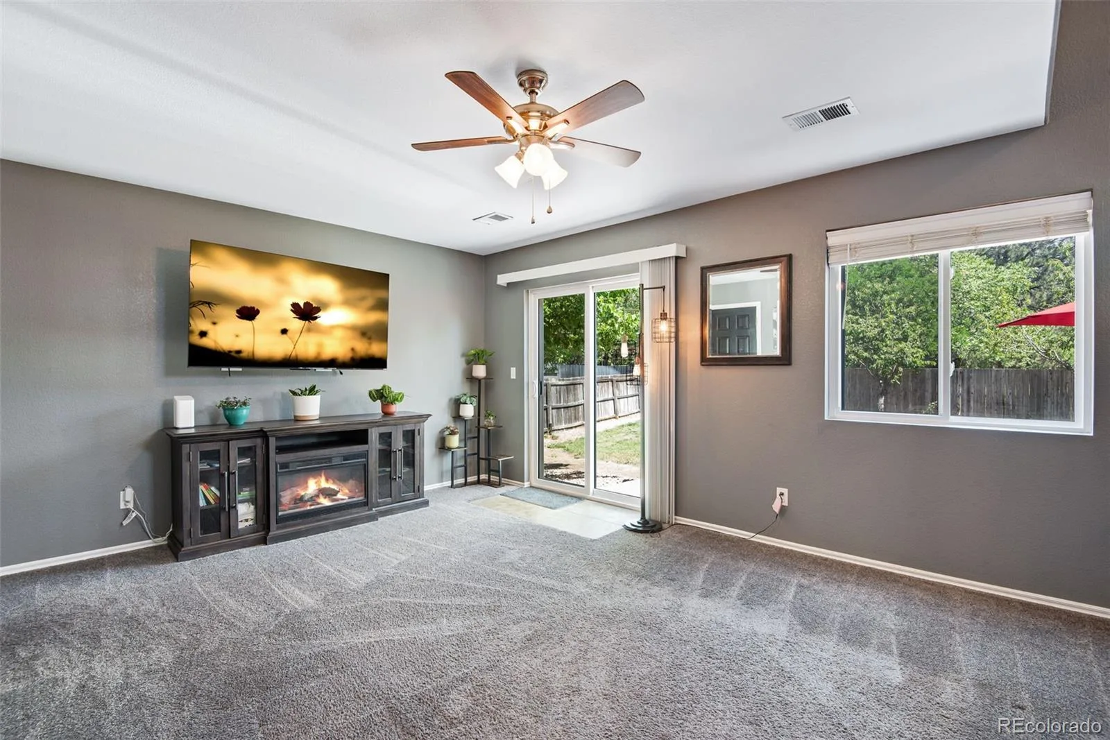 11734 Elizabeth Circle Thornton CO 80233 | MLS #8816230 10212026175622 1600 15