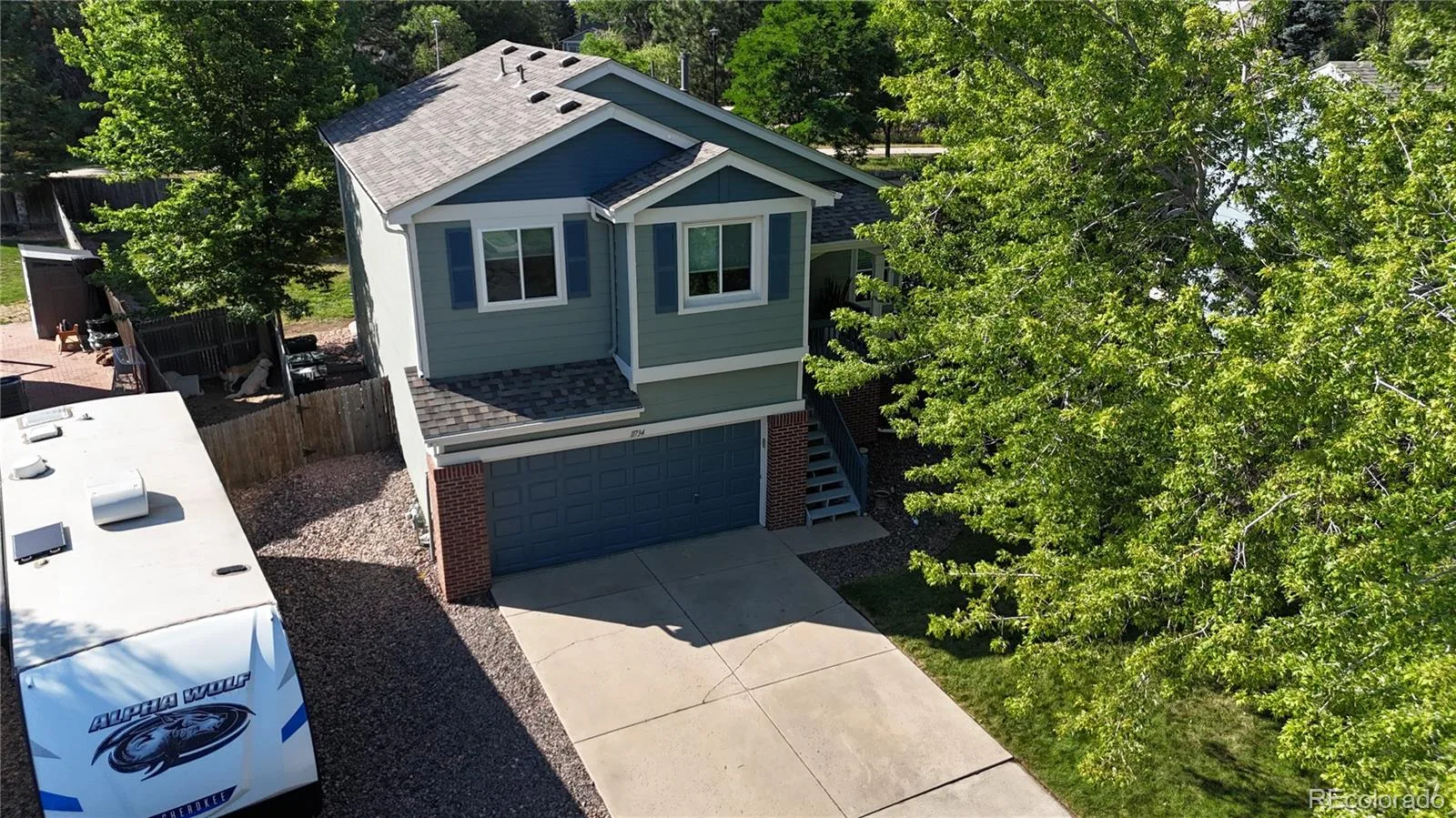 11734 Elizabeth Circle Thornton CO 80233 | MLS #8816230 10212026175622 1600 44