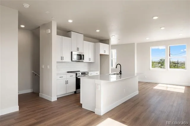 2894 W 56th Avenue Denver CO 80221 | MLS #8936091 10212026151305 640 14