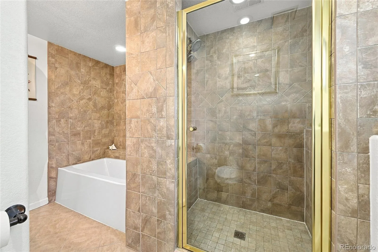 3412 E 114th Drive Thornton CO 80233 | MLS #9062418 10212026133405 1600 23
