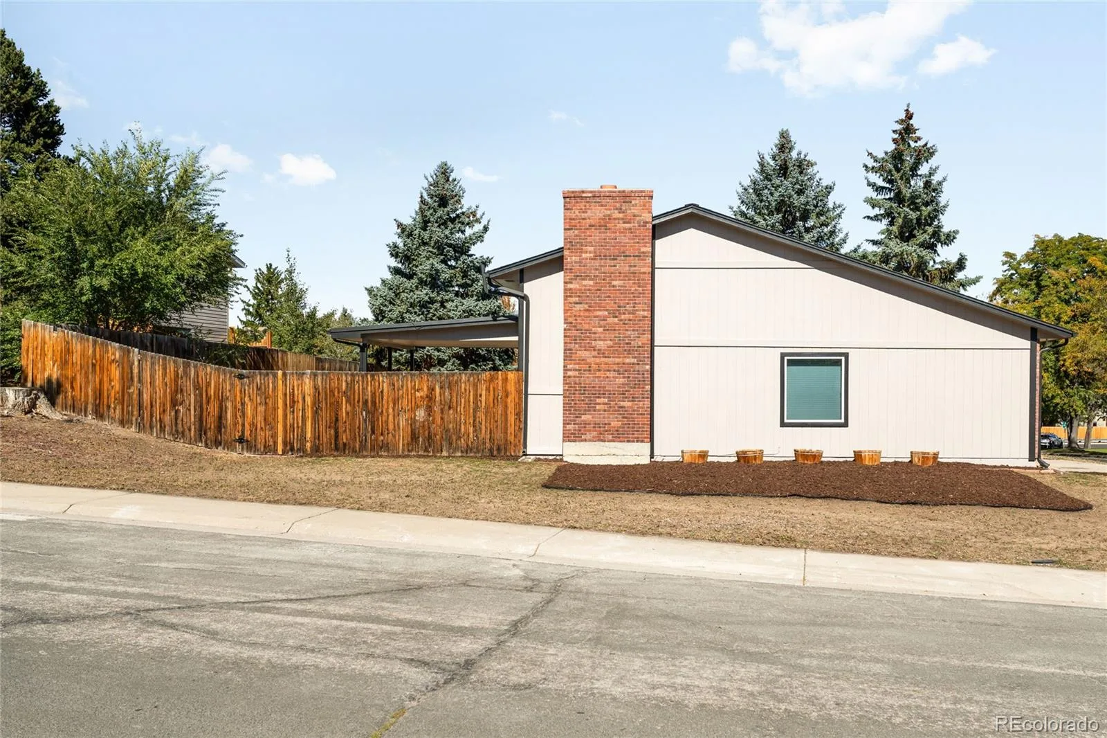 8261 W Pomona Drive Arvada CO 80005 | MLS #9306829 10212026123259 1600 3