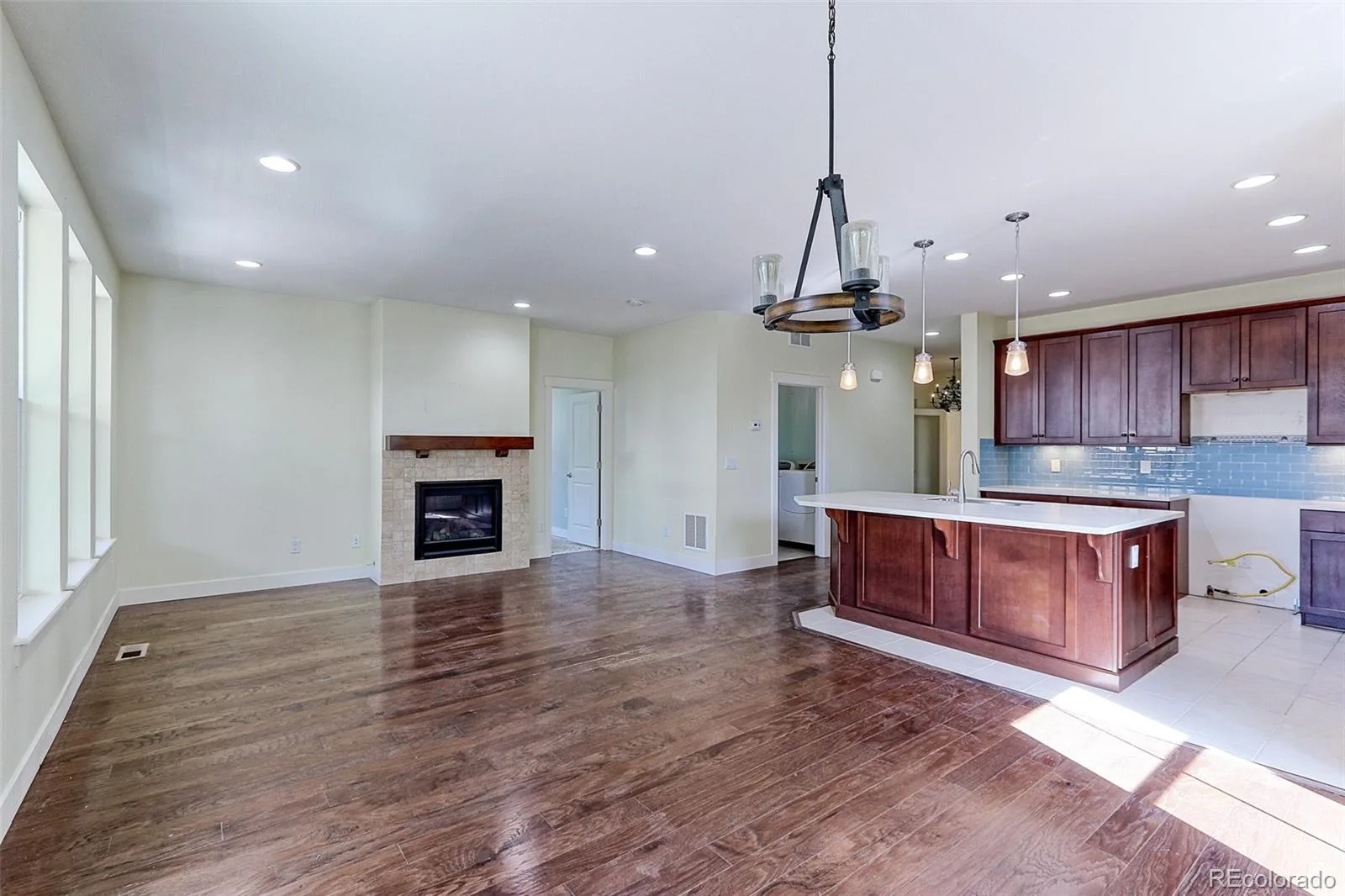 15865 Josephine E Circle Thornton CO 80602 | MLS #9702260 10212026115441 1600 6
