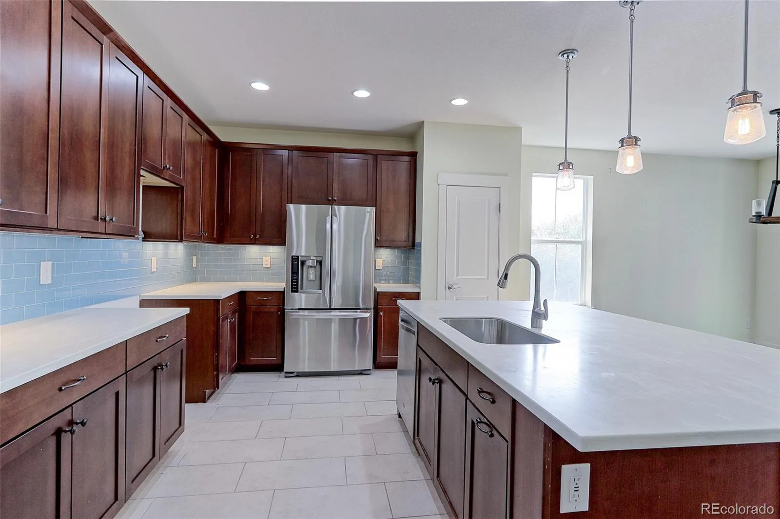 15865 Josephine E Circle Thornton CO 80602 | MLS #9702260 10212026115441 1600 7