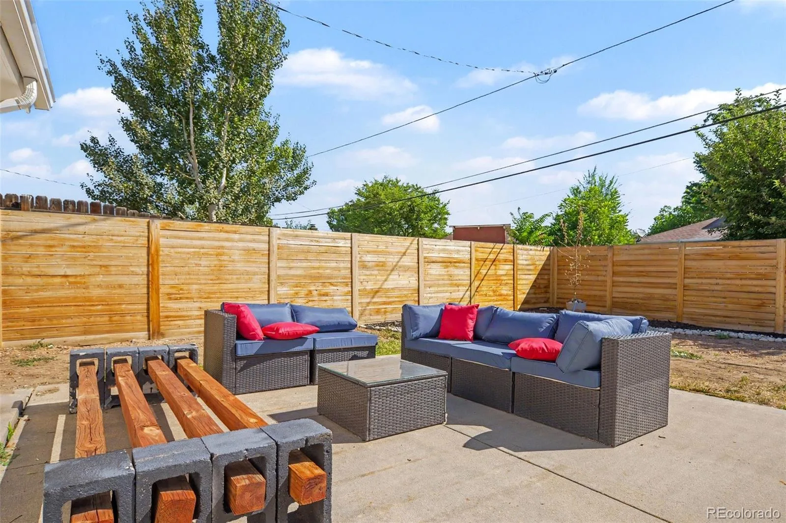 6910 Ruth Way Denver CO 80221 | MLS #9746985 10212026120555 1600 32