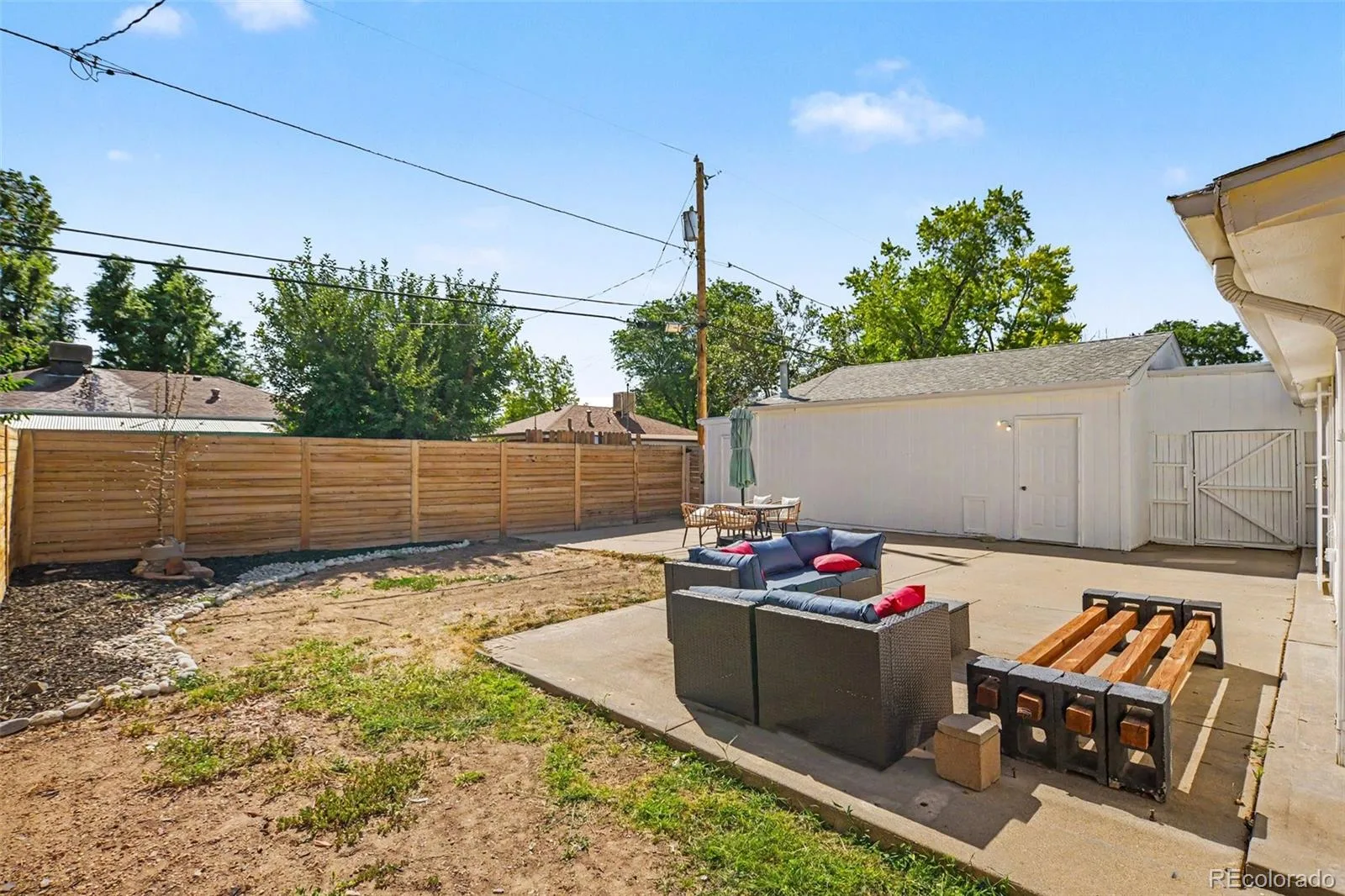 6910 Ruth Way Denver CO 80221 | MLS #9746985 10212026120555 1600 33