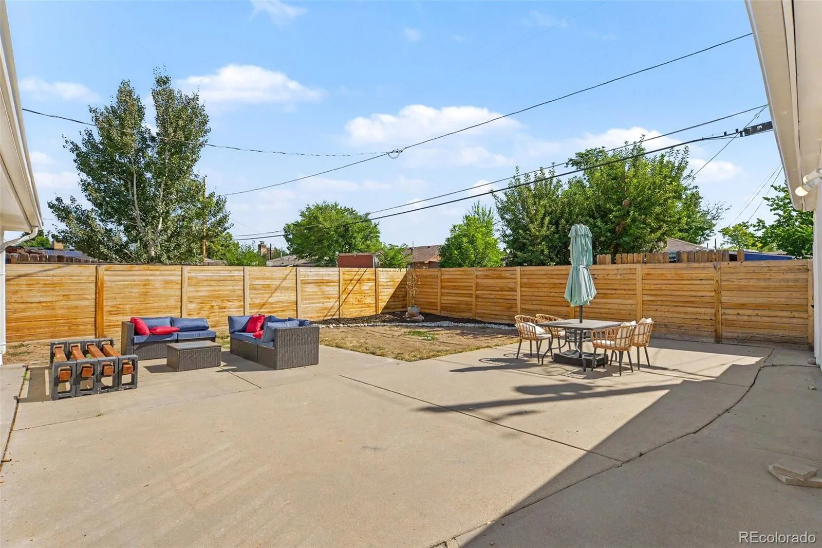 6910 Ruth Way Denver CO 80221 | MLS #9746985 10212026120555 1600 34