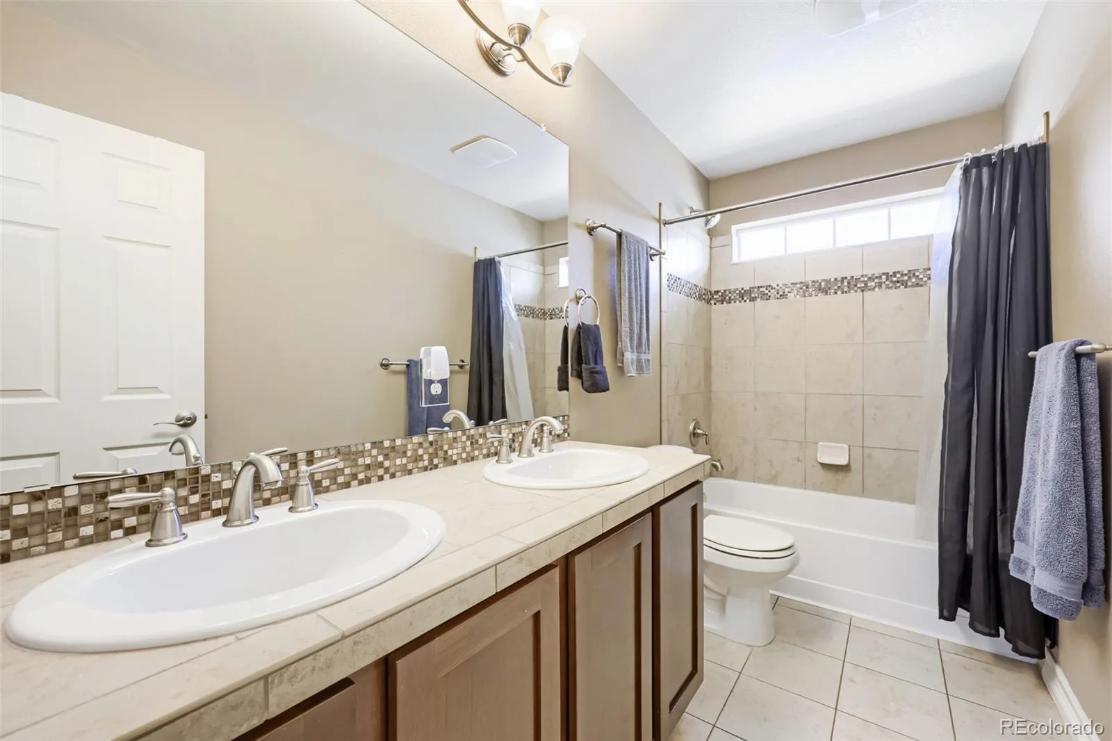 9543 Gray Court Westminster CO 80031 | MLS #9836315 10212026112020 1600 16