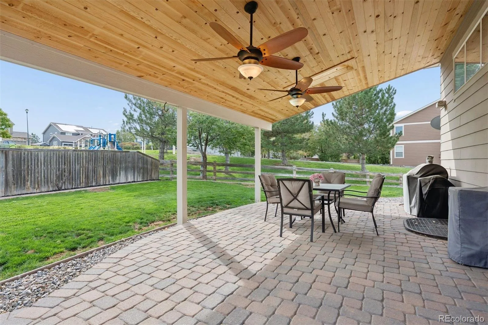15122 Fillmore Way Thornton CO 80602 | MLS #9858911 10212026112940 1600 3