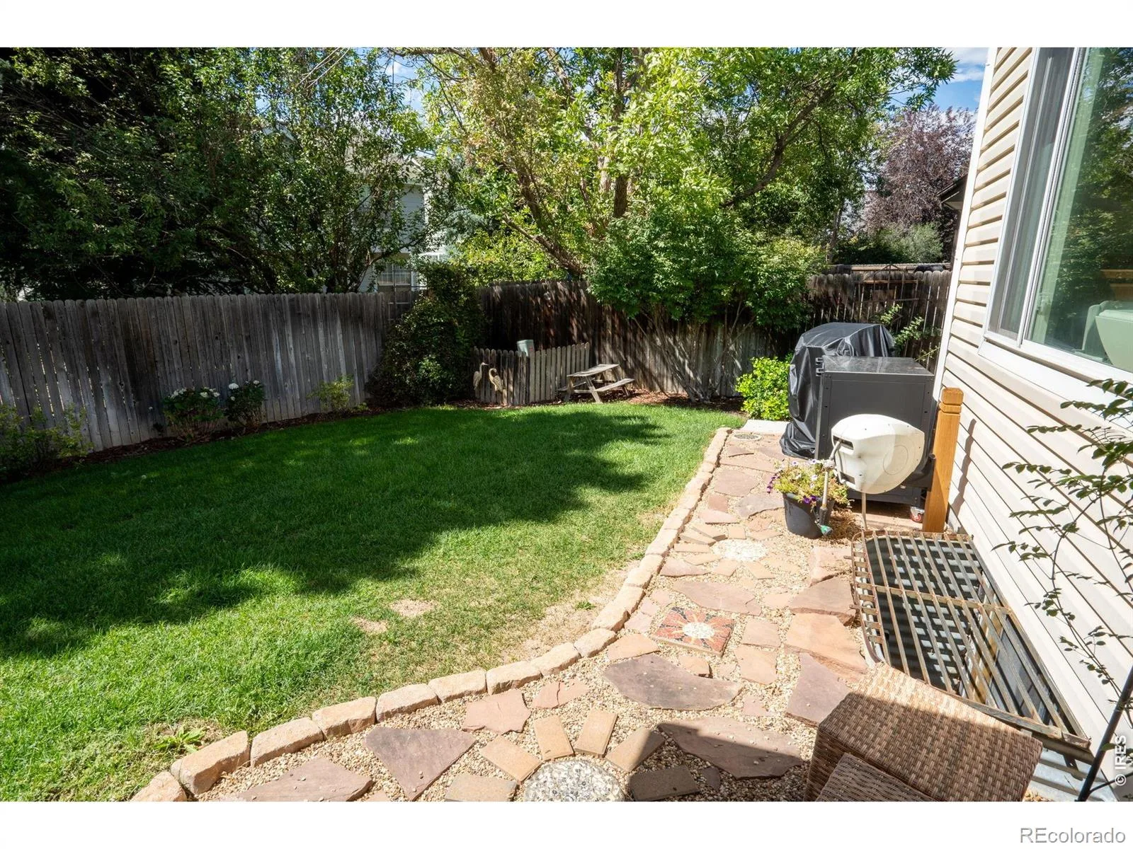 9837 Grove Circle Westminster CO 80031 | MLS #IR1068227 10202026052632 1600 39