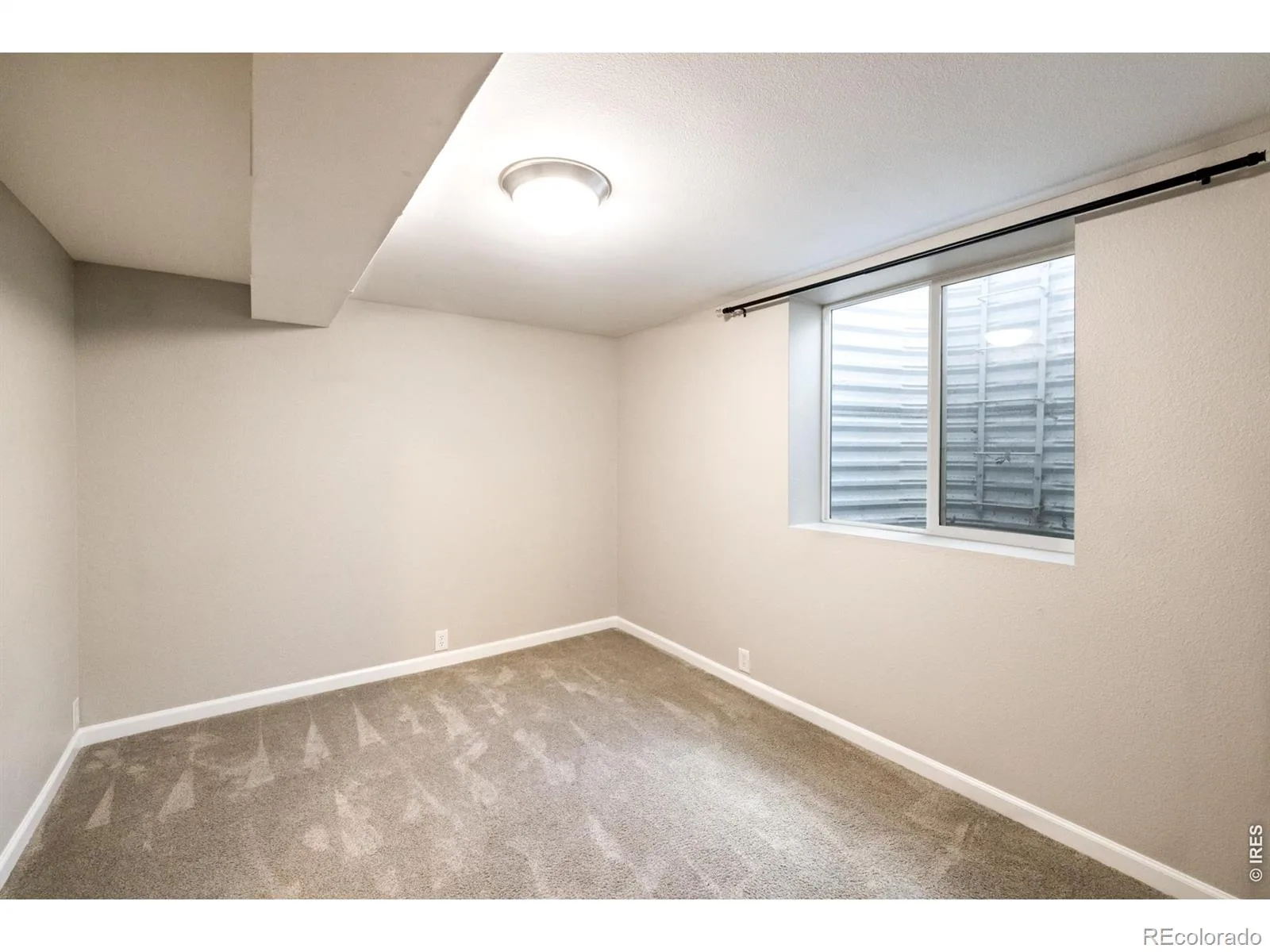 6114 S Fairfield Street Littleton CO 80120 | MLS #IR1068775 10202026054238 1600 26