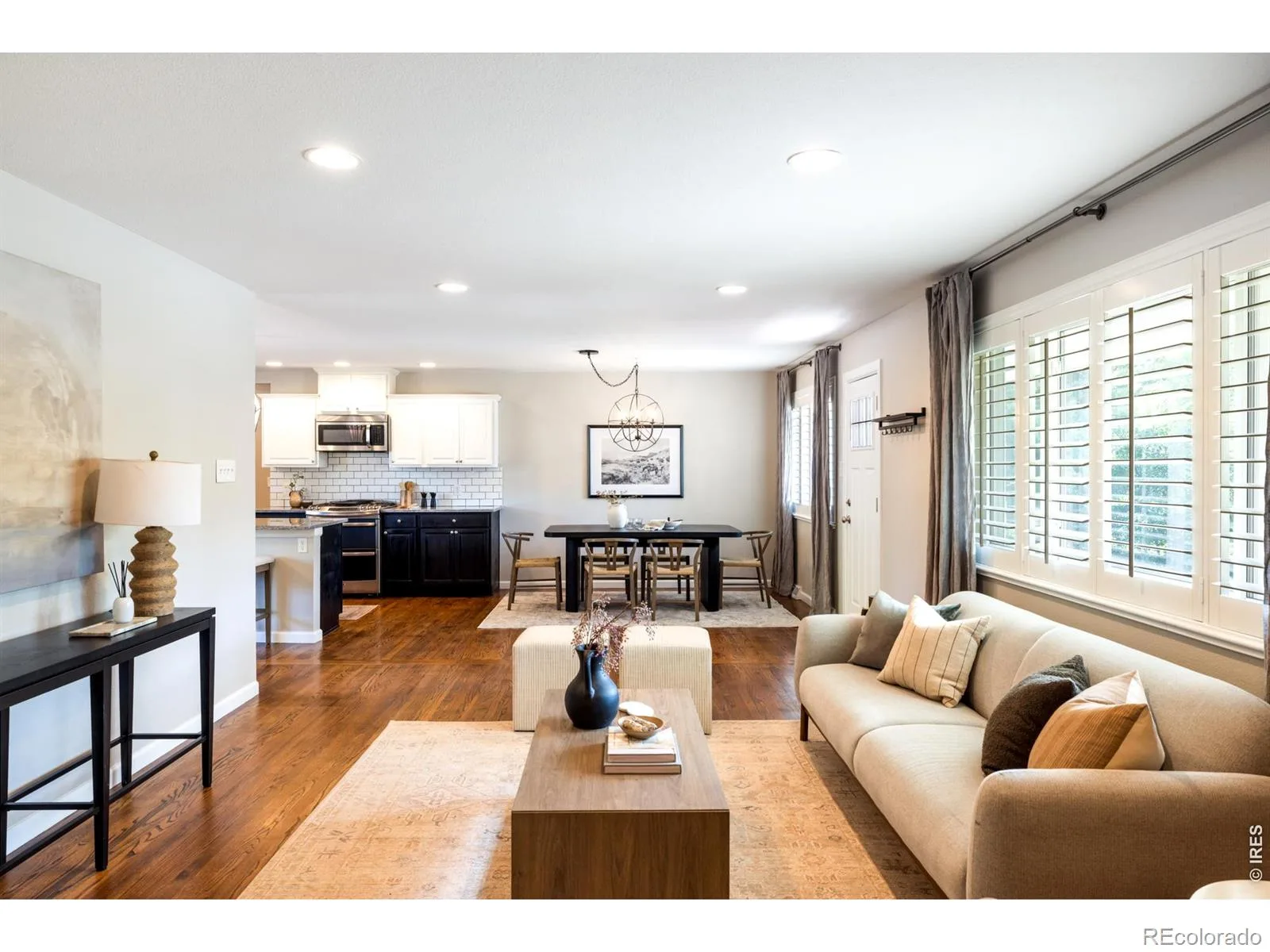 6114 S Fairfield Street Littleton CO 80120 | MLS #IR1068775 10202026054238 1600 4