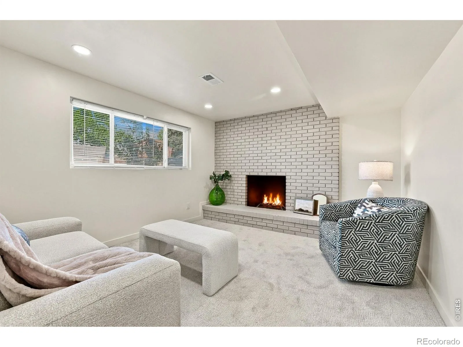 7402 S Upham Street Littleton CO 80128 | MLS #IR1068964 10202026053724 1600 19