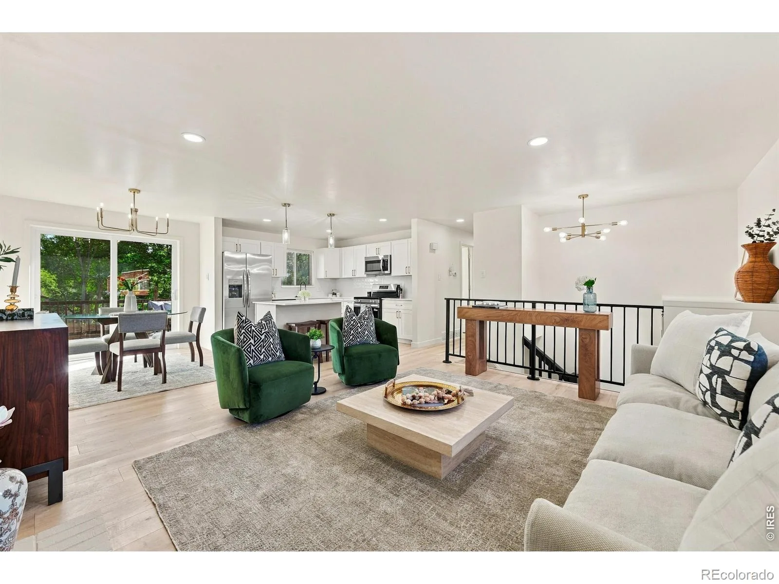 7402 S Upham Street Littleton CO 80128 | MLS #IR1068964 10202026053724 1600 5