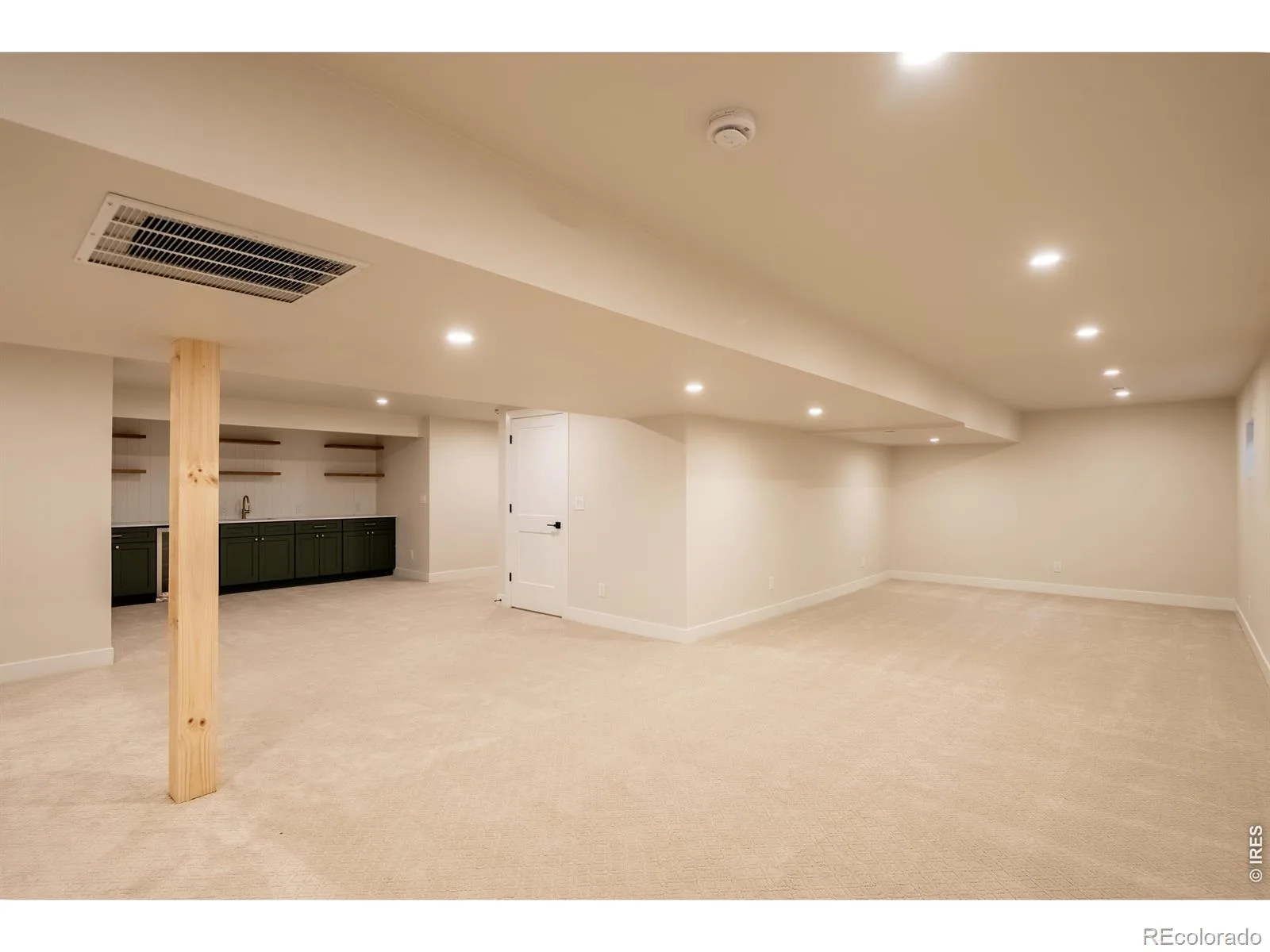 7706 S Madison Circle Centennial CO 80122 | MLS #IR1069057 10202026052858 1600 43