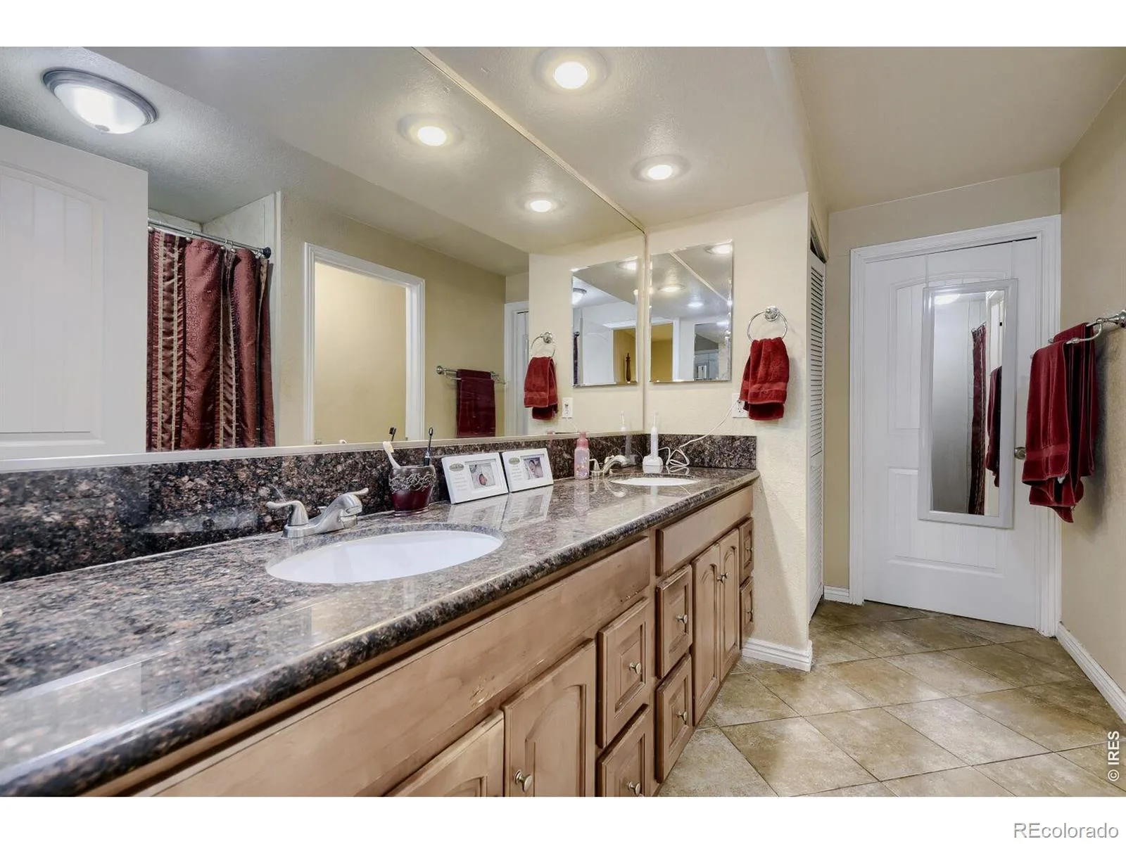 12357 Fillmore Court Thornton CO 80241 | MLS #IR1069357 10202026091407 1600 18