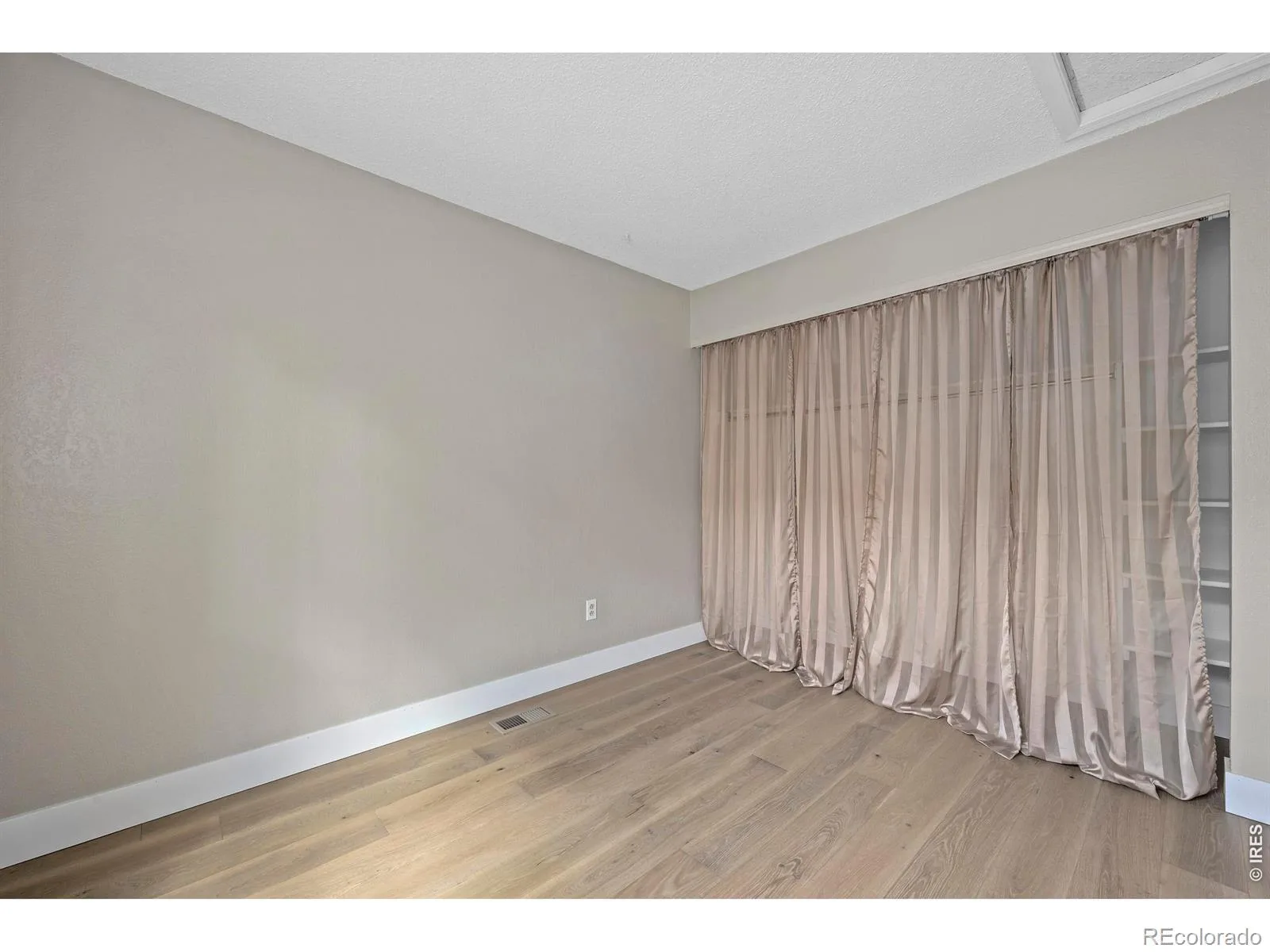 4986 W 61st Place Arvada CO 80003 | MLS #IR1069436 10202026095205 1600 13