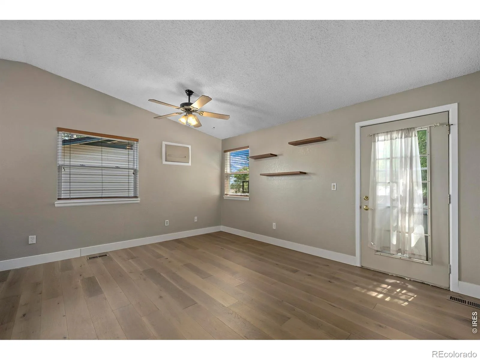 4986 W 61st Place Arvada CO 80003 | MLS #IR1069436 10202026095205 1600 3