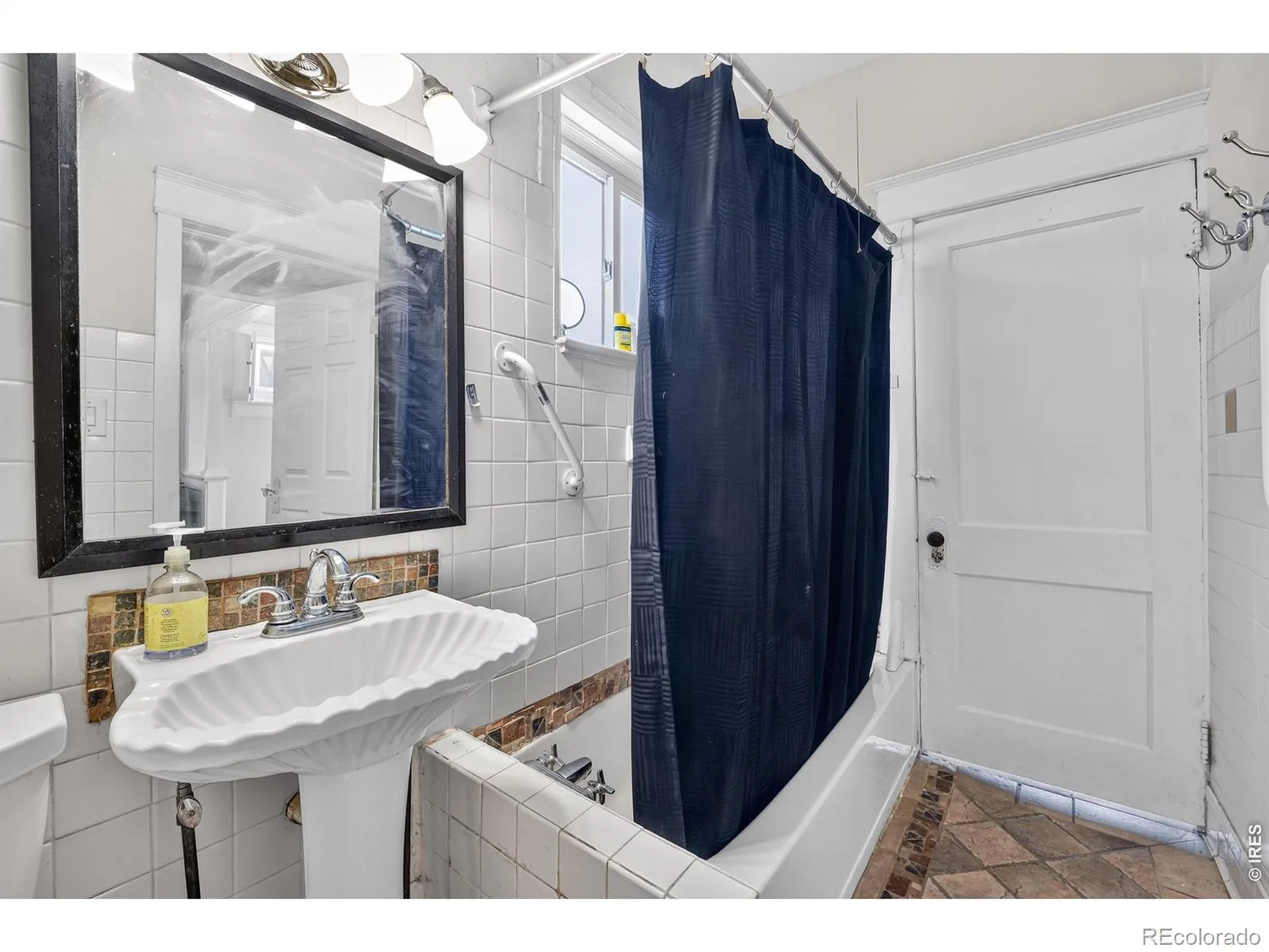 4015 Federal Boulevard Denver CO 80211 | MLS #IR1069437 10202026095200 1600 15