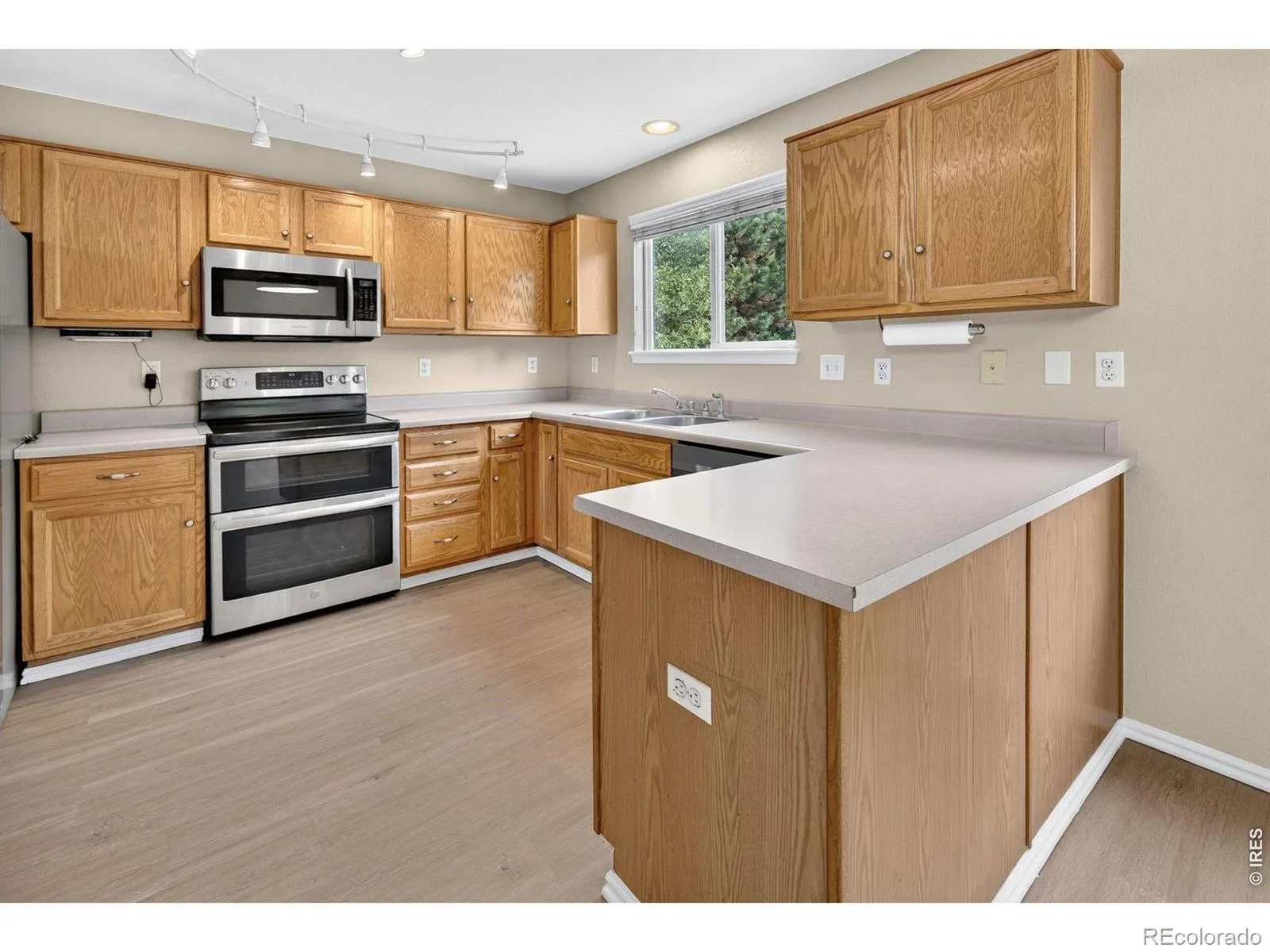 2357 E 116th Place Thornton CO 80233 | MLS #IR1069554 10202026095625 1600 12