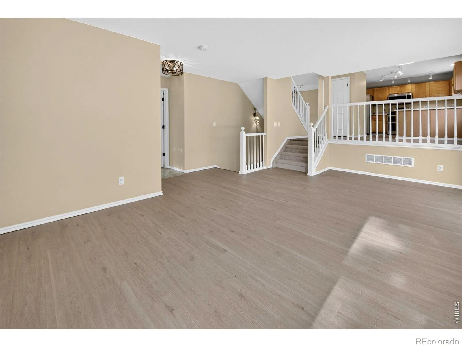 2357 E 116th Place Thornton CO 80233 | MLS #IR1069554 10202026095625 1600 23