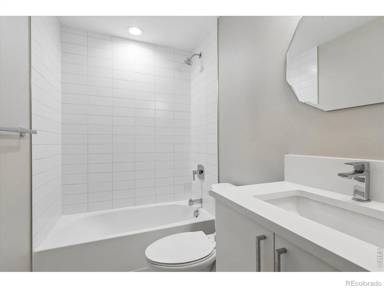 3245 W 17th Avenue #2 Denver CO 80204 | MLS #IR1070153 10212026075447 1600 9