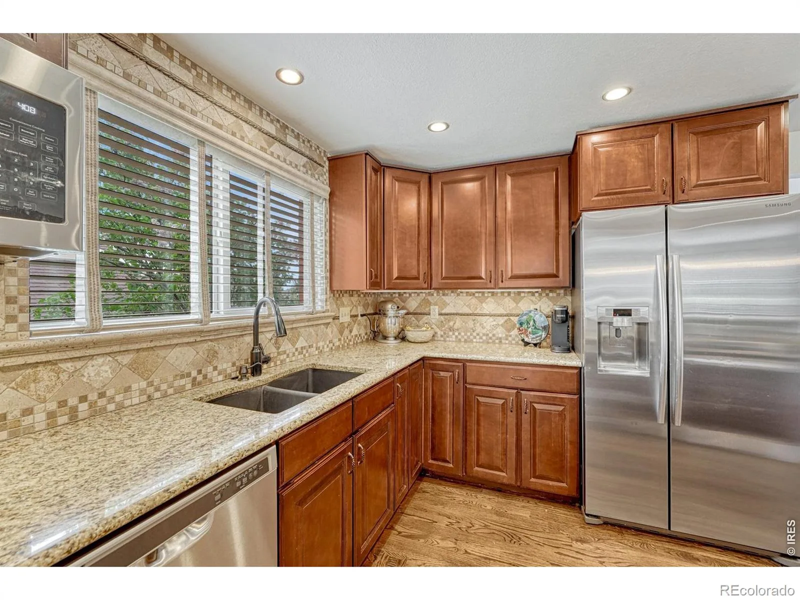 7325 W Clifton Avenue Littleton CO 80128 | MLS #IR1070189 10202026040541 1600 10