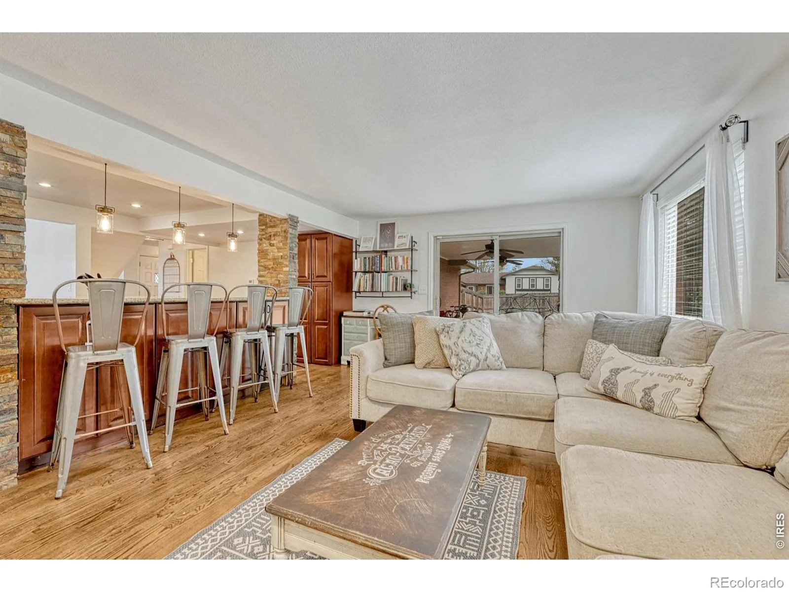 7325 W Clifton Avenue Littleton CO 80128 | MLS #IR1070189 10202026040541 1600 13