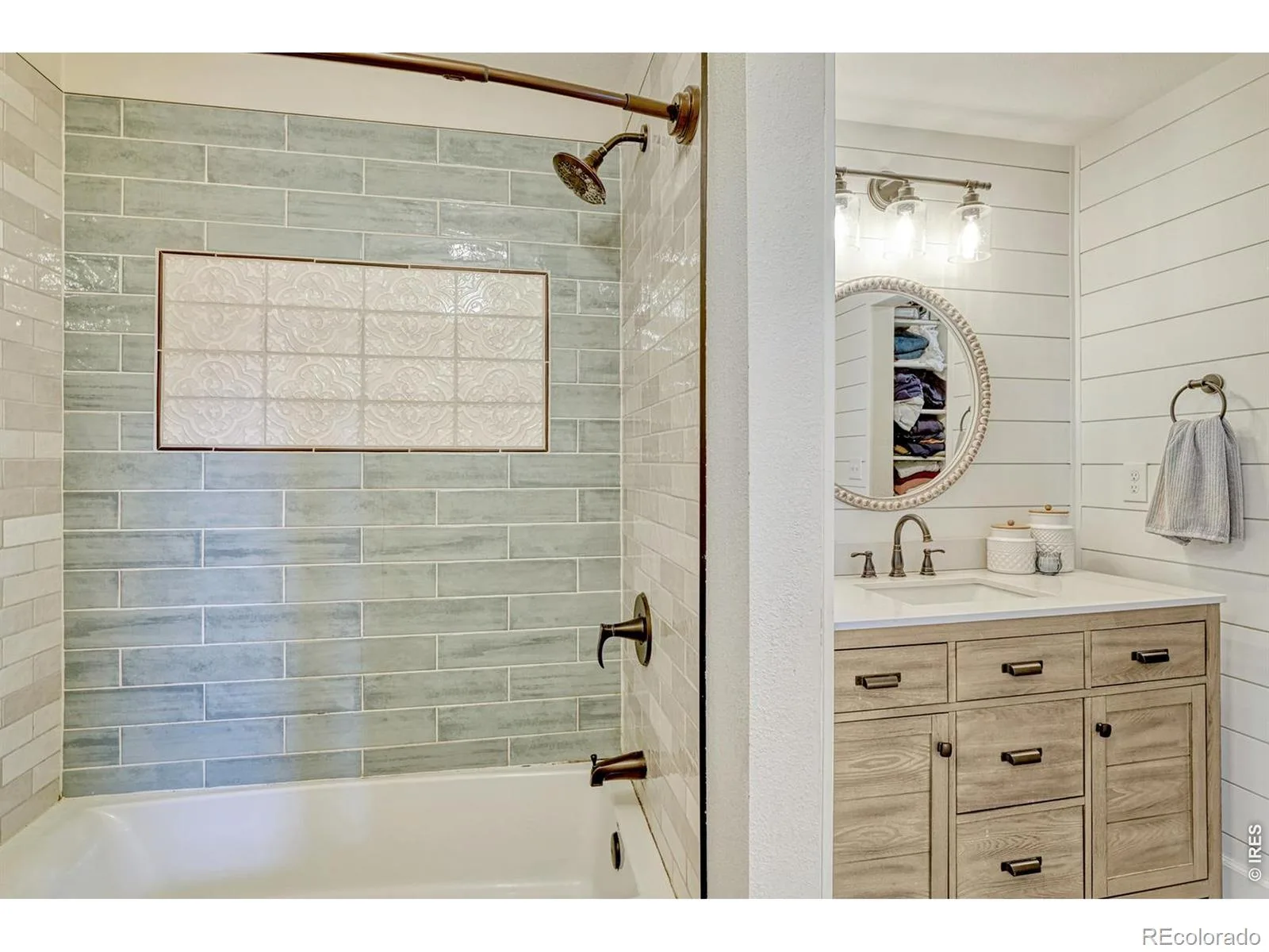 7325 W Clifton Avenue Littleton CO 80128 | MLS #IR1070189 10202026040541 1600 20