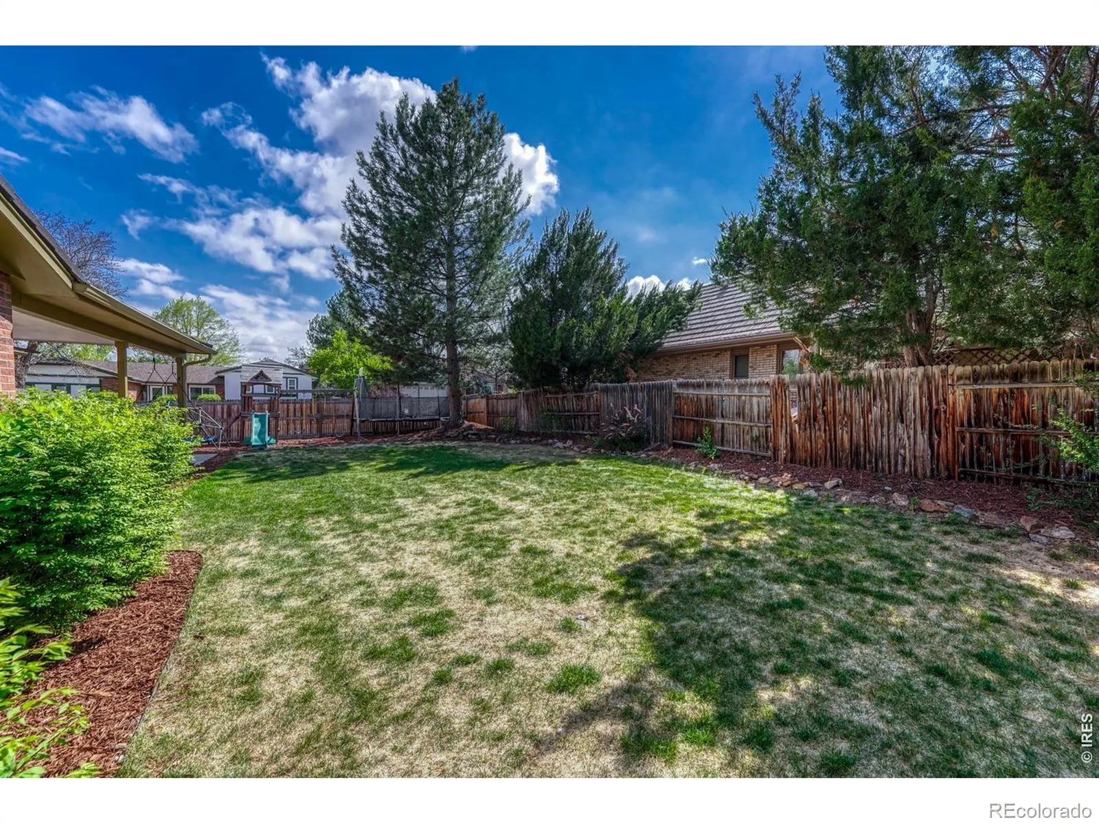 7325 W Clifton Avenue Littleton CO 80128 | MLS #IR1070189 10202026040541 1600 34