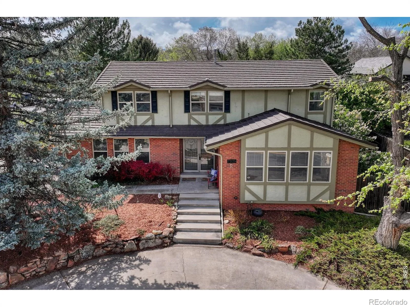 7325 W Clifton Avenue Littleton CO 80128 | MLS #IR1070189 10202026040541 1600 41