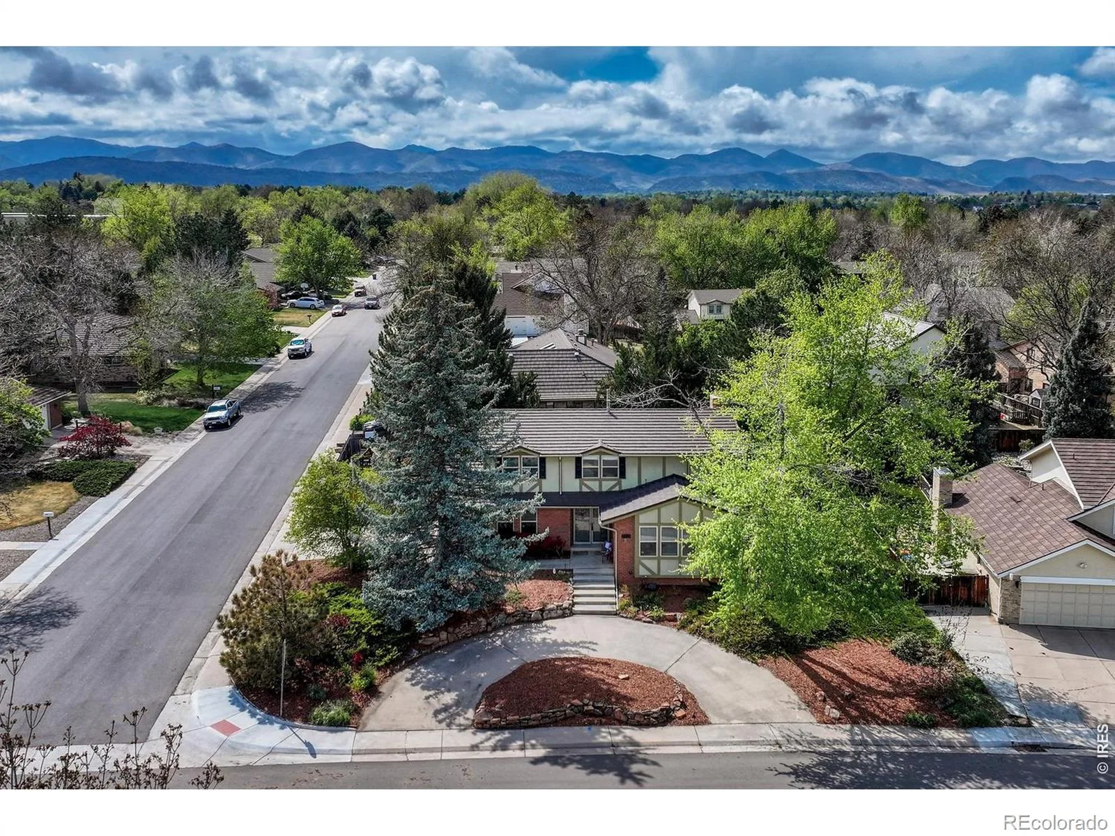 7325 W Clifton Avenue Littleton CO 80128 | MLS #IR1070189 10202026040541 1600 44