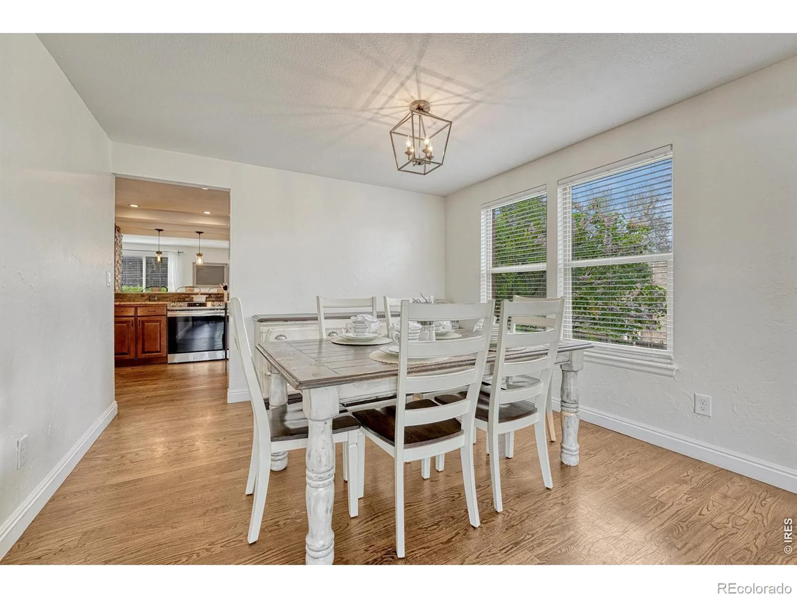 7325 W Clifton Avenue Littleton CO 80128 | MLS #IR1070189 10202026040541 1600 7