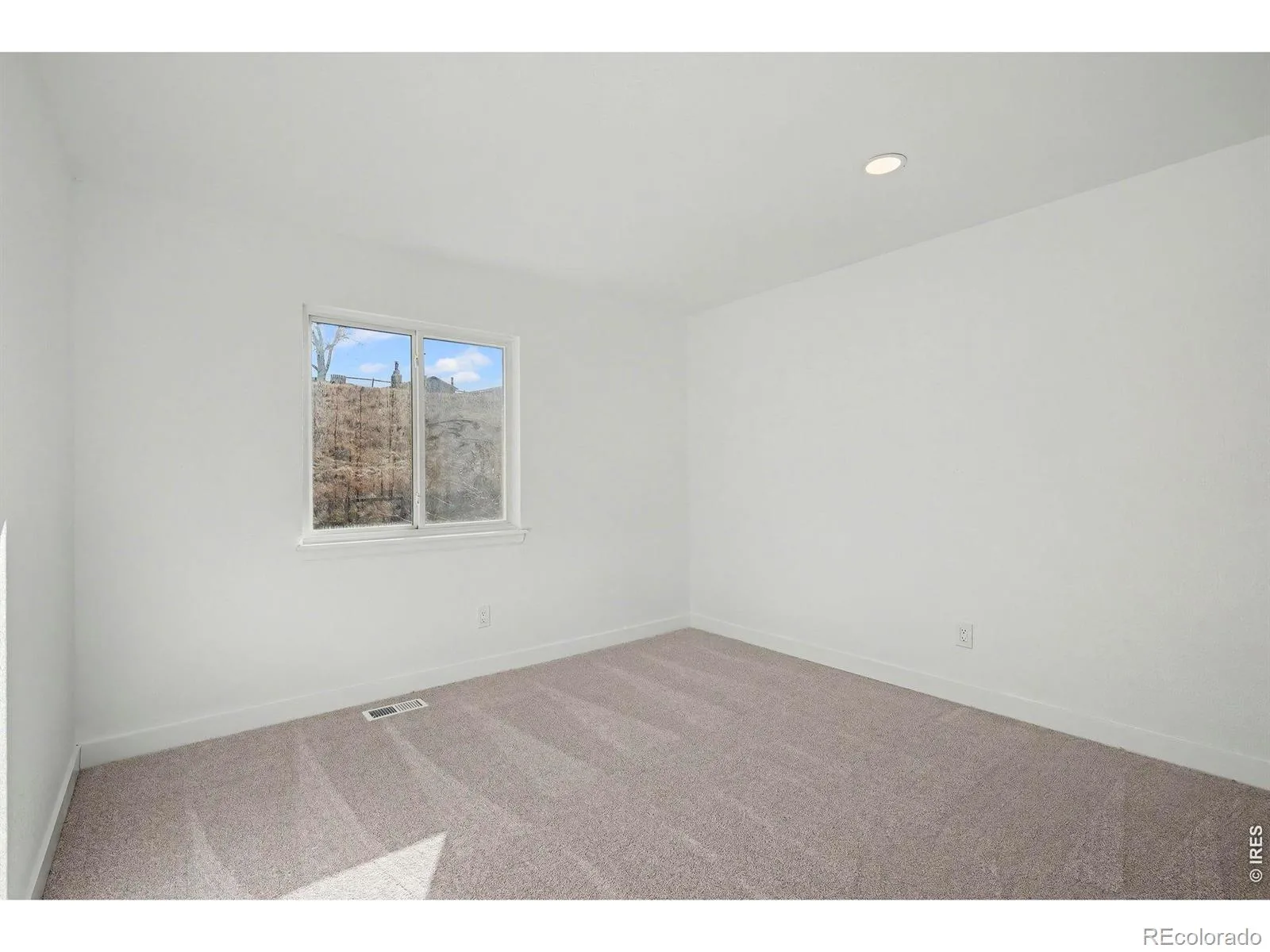 3174 W 11th Ave Dr Broomfield CO 80020 | MLS #IR1070222 10202026040858 1600 26