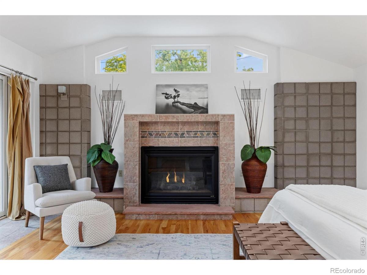 MLS #IR1070613 image #0